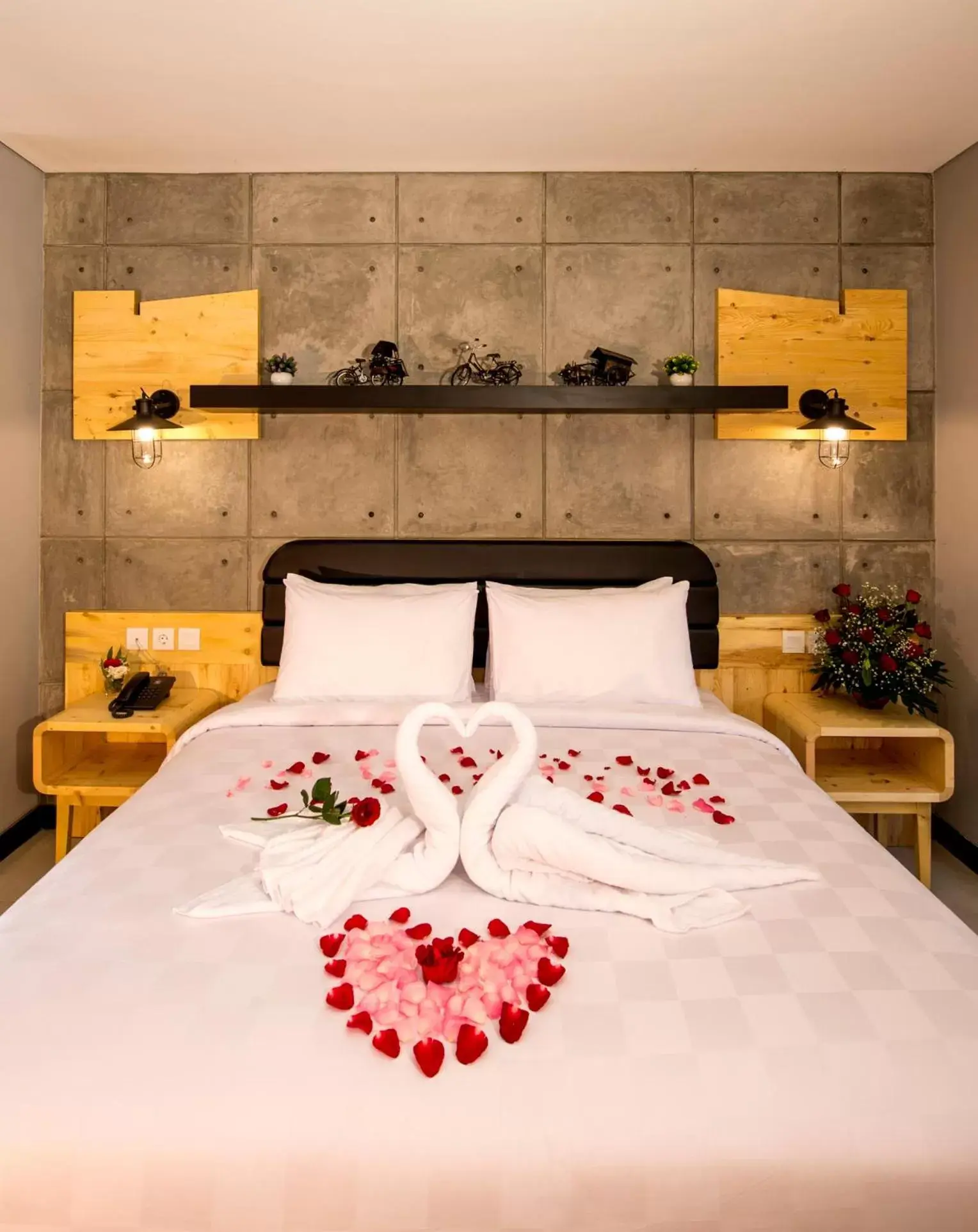 Bedroom, Bed in Ayaartta Hotel Malioboro Bedroom, Bed in Ayaartta Hotel Malioboro