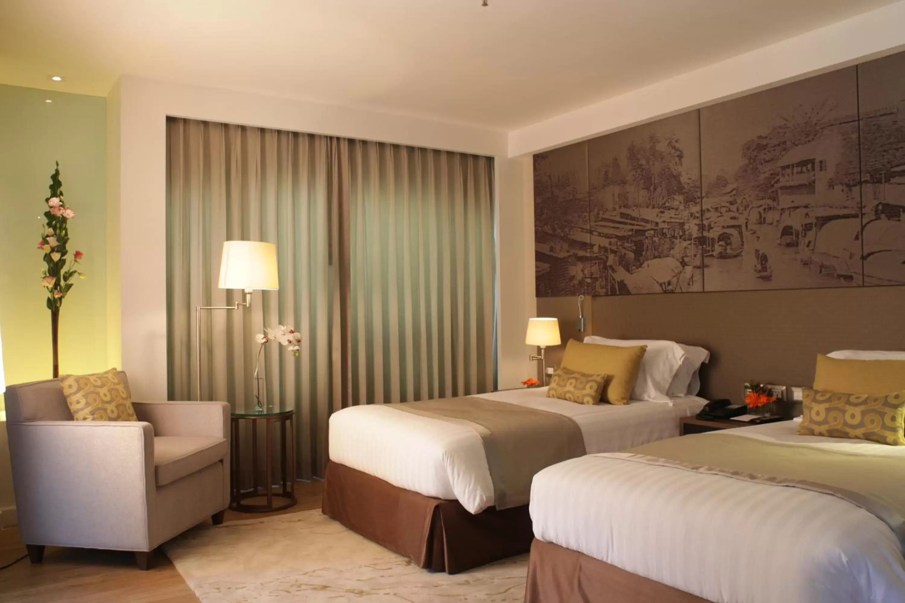 Luxury Suite in Grand Diamond Suites Hotel Luxury Suite in Grand Diamond Suites Hotel