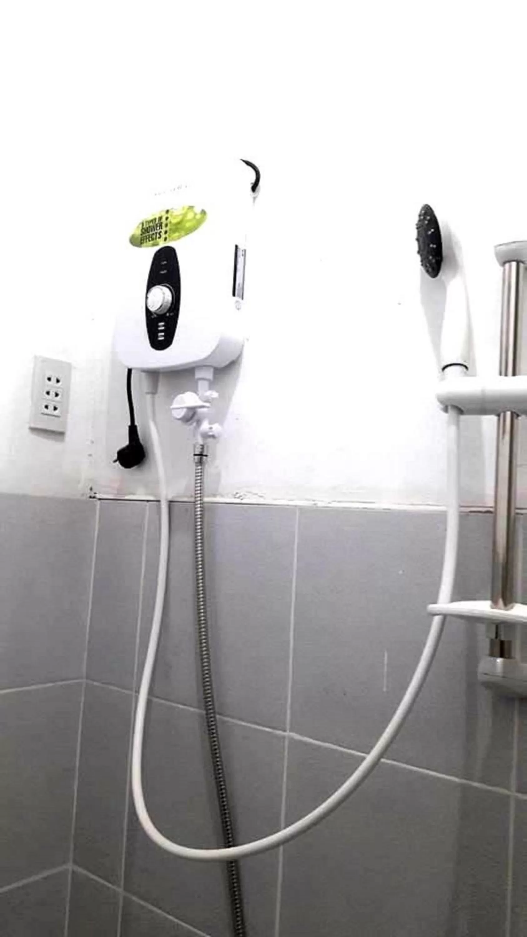 Shower in Gaea's Apartments