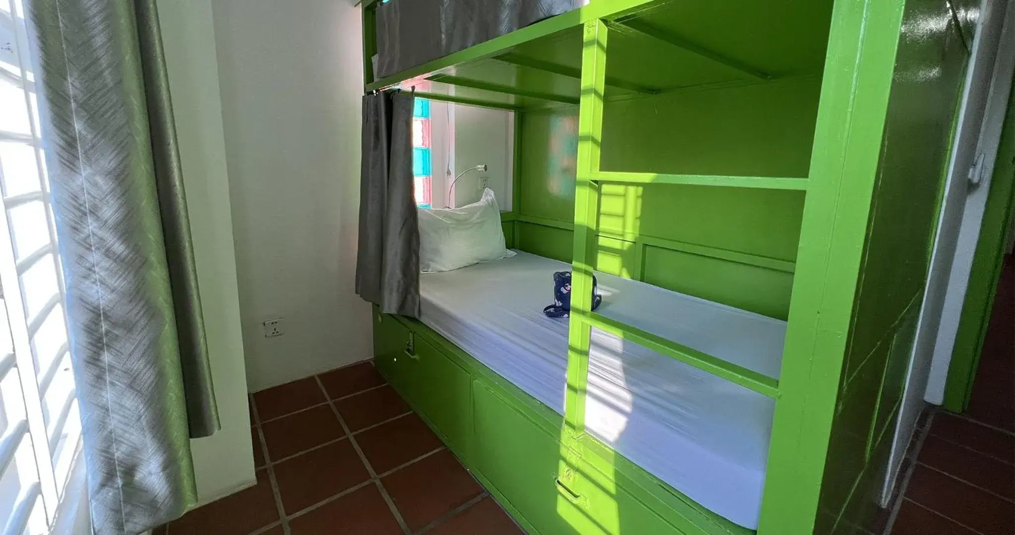 Guests, Bunk Bed in The Funky Village