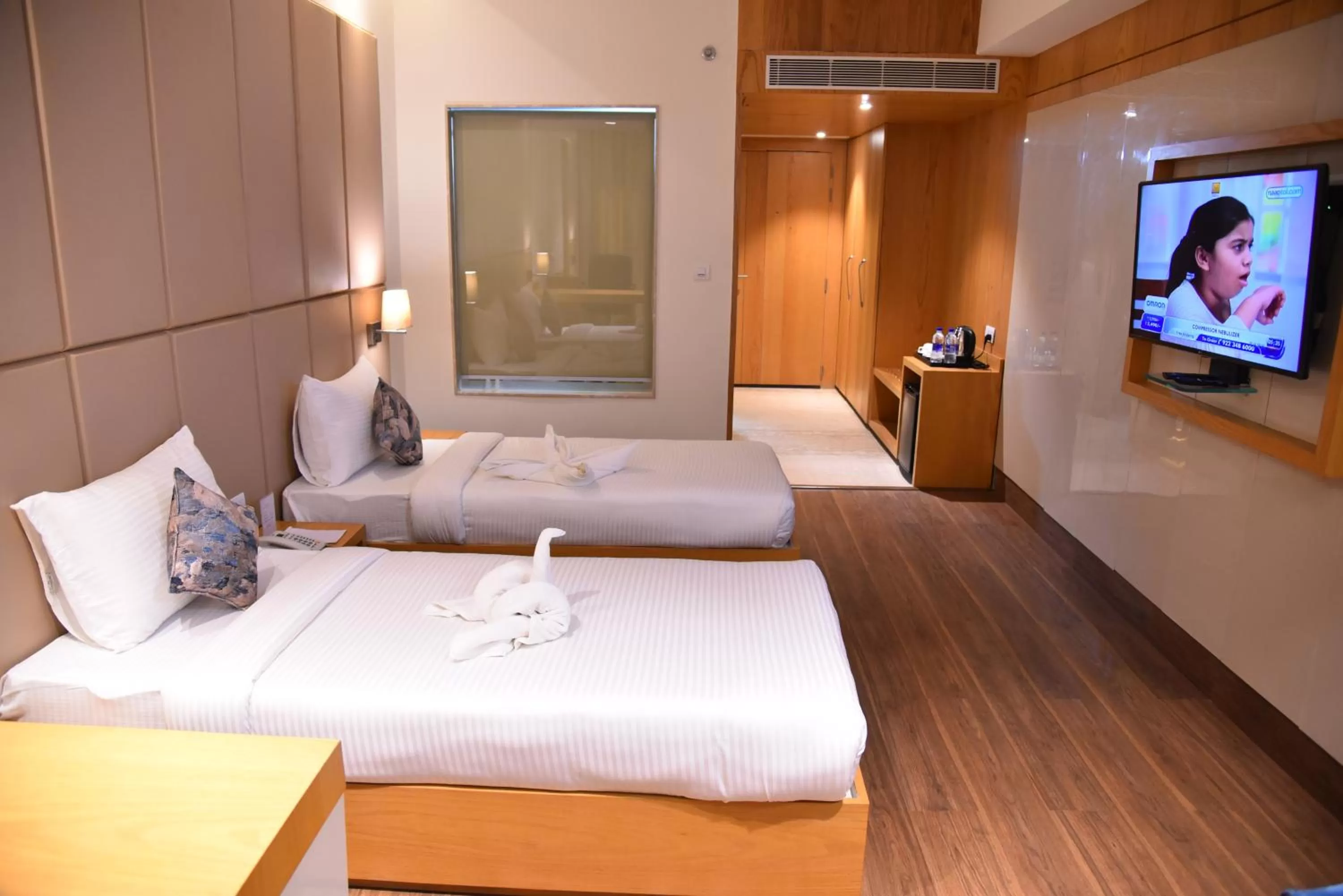 Bedroom, Bed in Narayanam