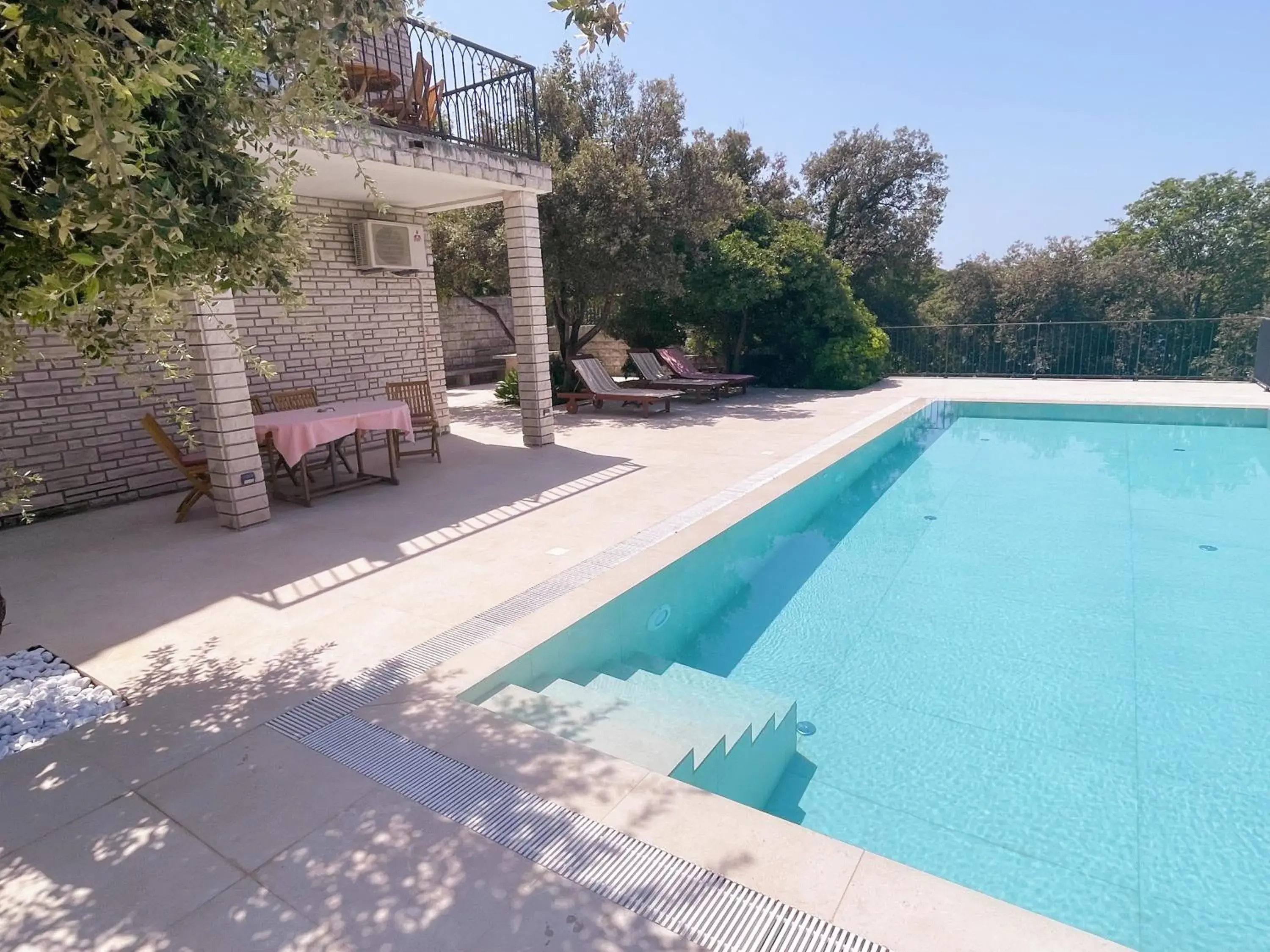 Swimming Pool in Villa Marijeta