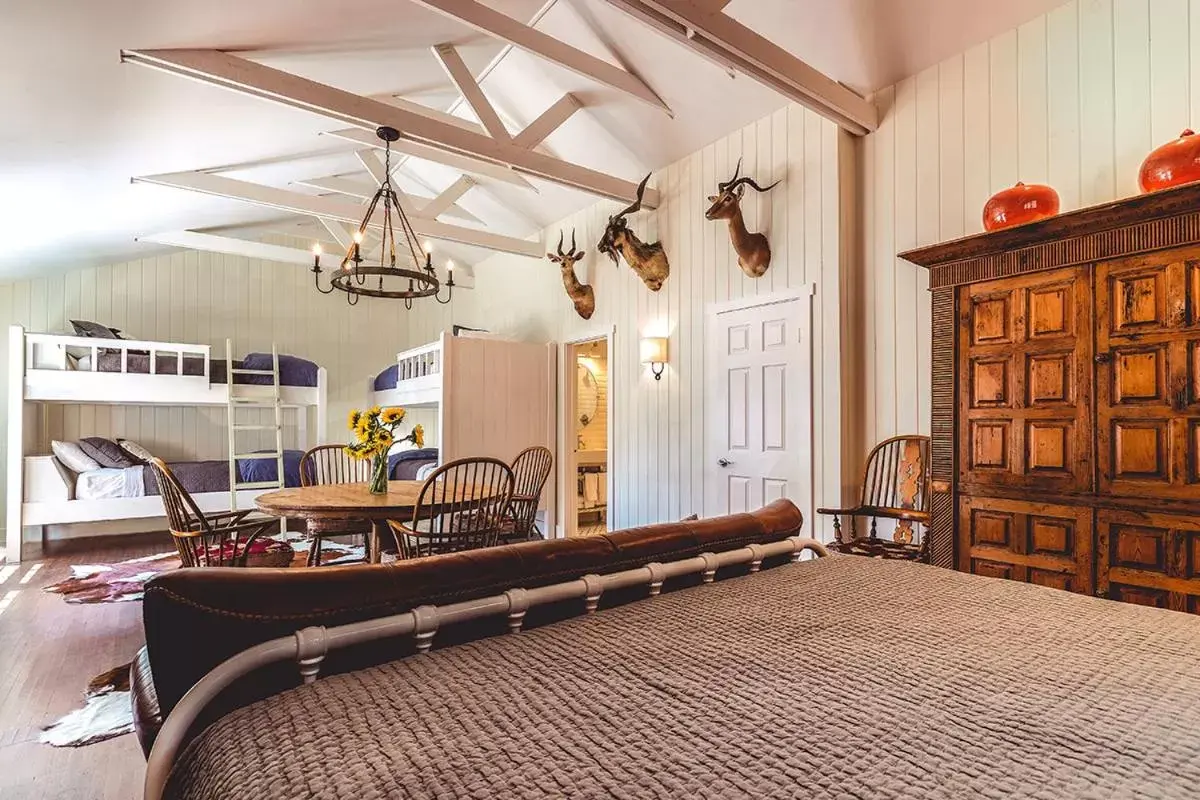 Deluxe Family Suite in Stables Inn Deluxe Family Suite in Stables Inn