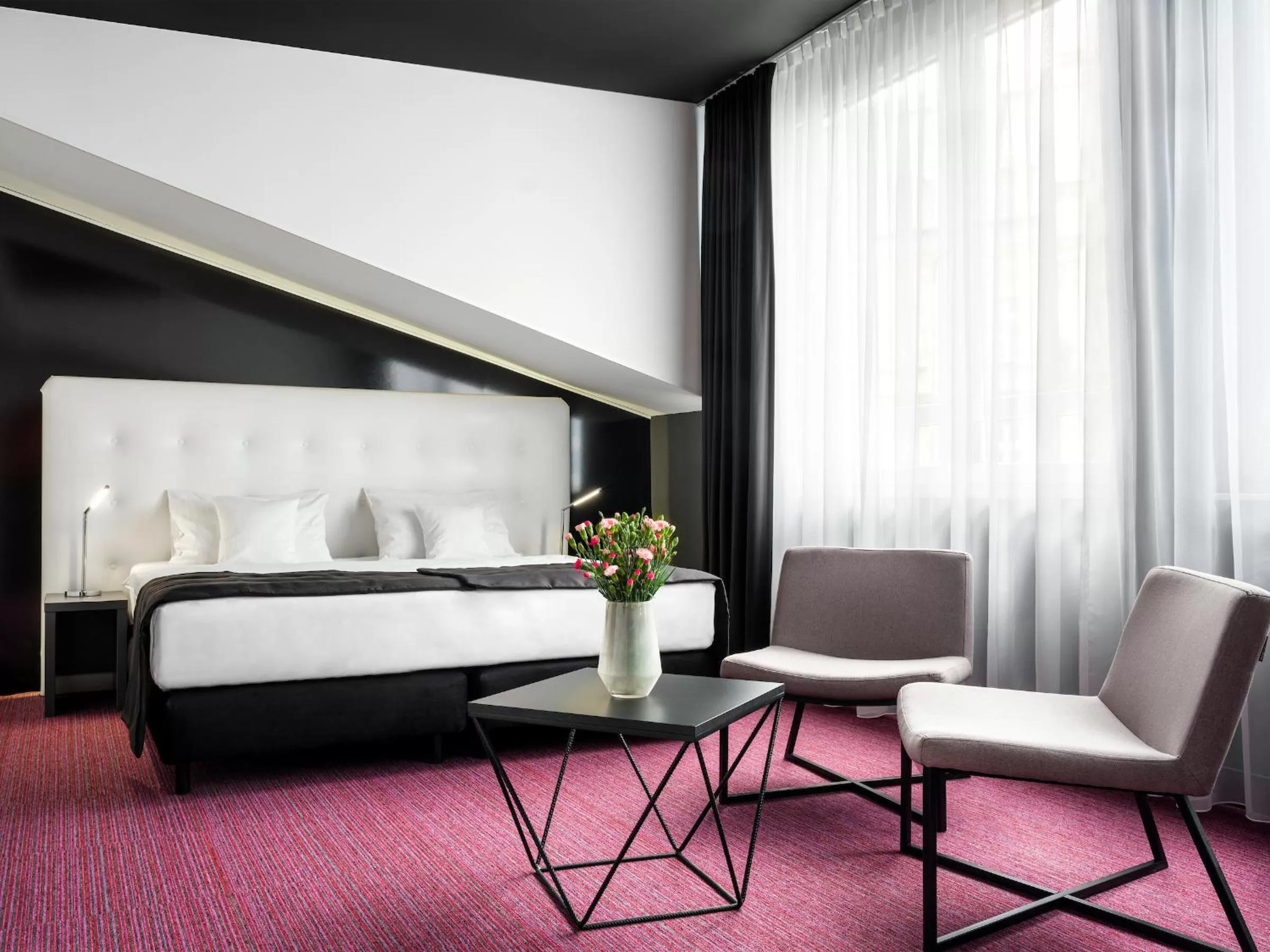 View (from property/room), Bed in Best Western Plus Krakow Old Town