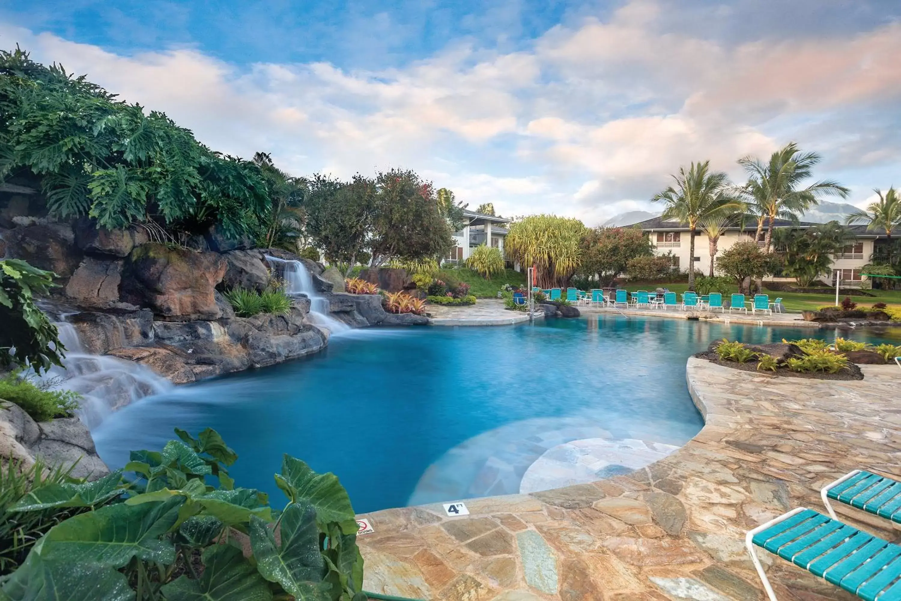 Swimming Pool in Club Wyndham Bali Hai Villas