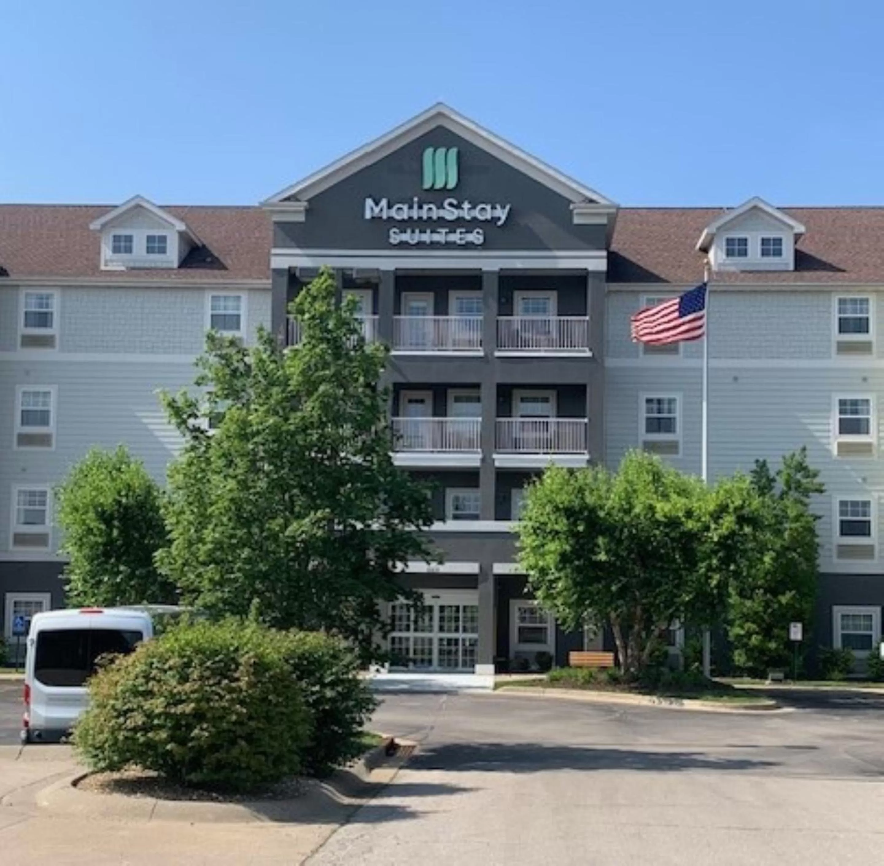 Property building in MainStay Suites St Robert - Fort Leonard Wood