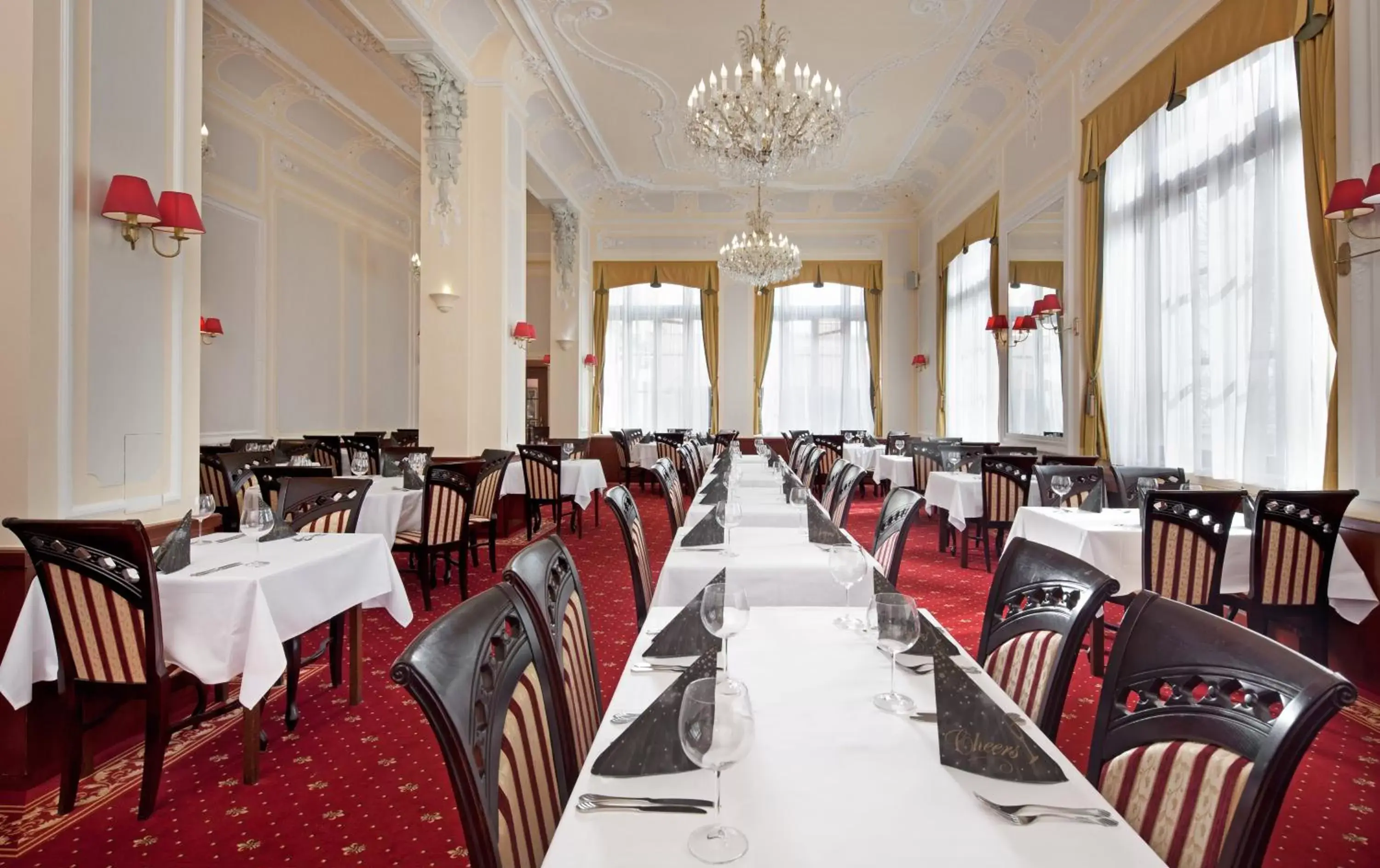 Dining area, Restaurant/Places to Eat in Chateau Monty Spa Resort