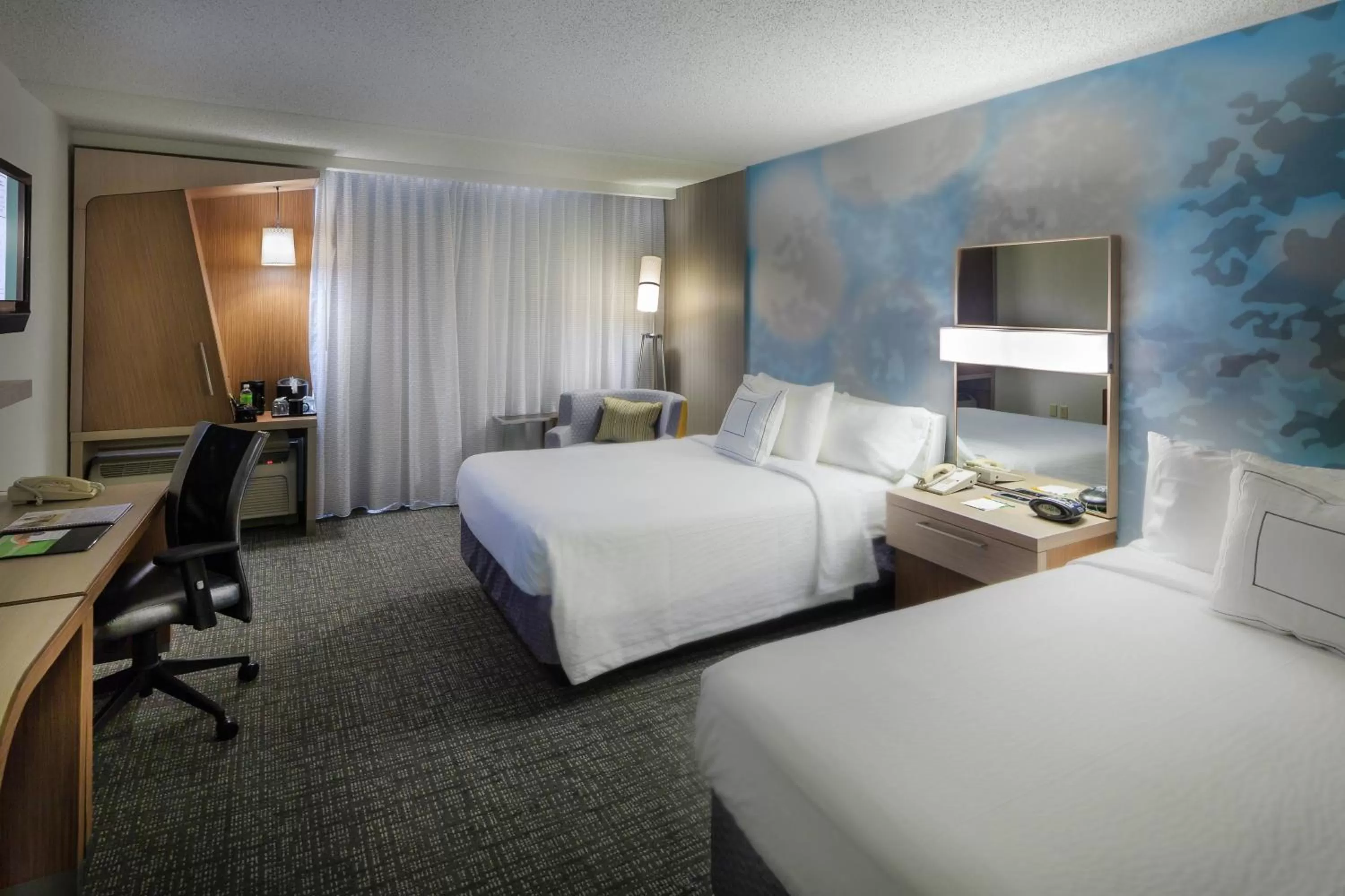 Double Room with Two Double Beds and Adapted Tub - Mobility and Hearing Accessible in Courtyard by Marriott Dallas DFW Airport North/Irving