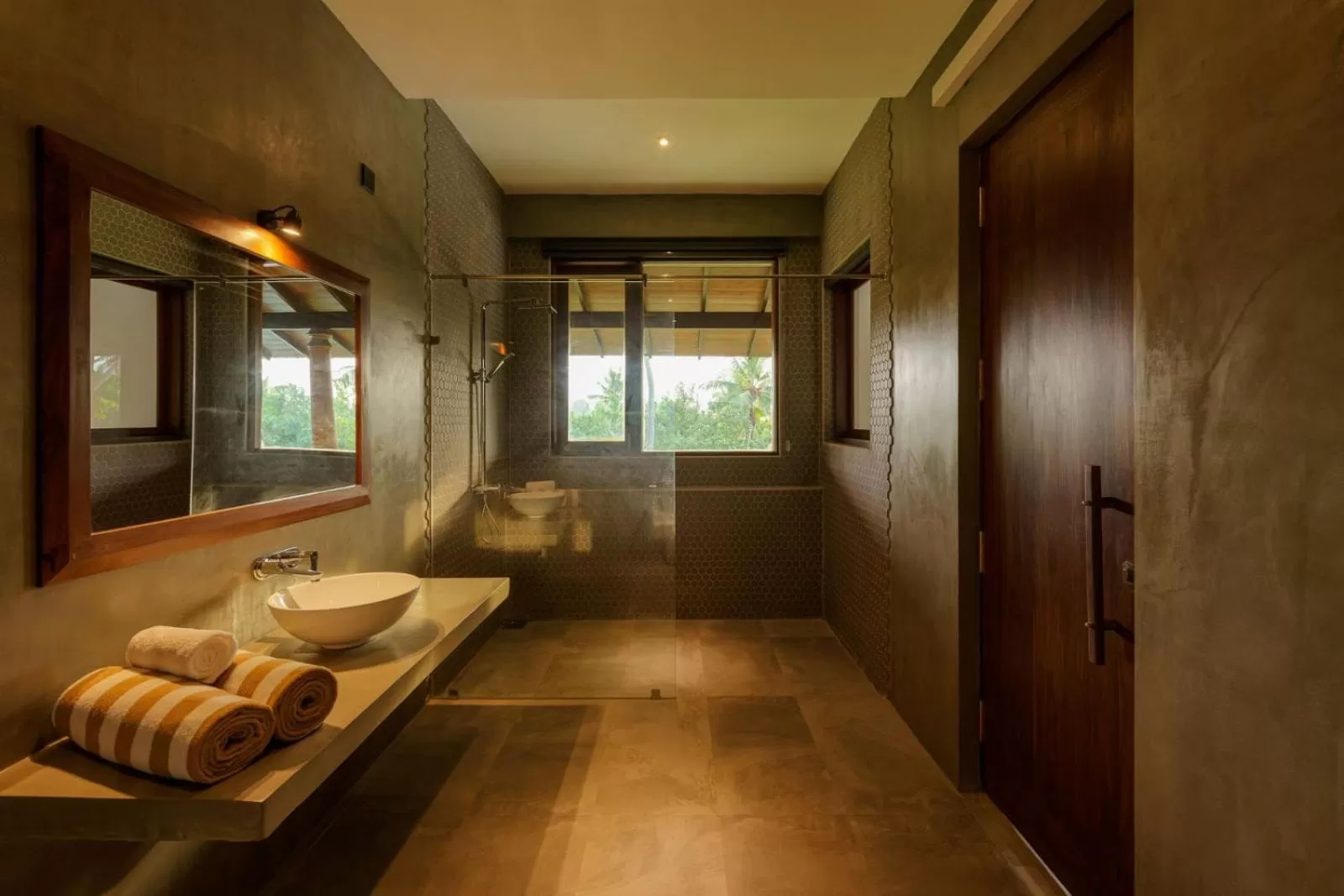 Bathroom in Kiss Blossom