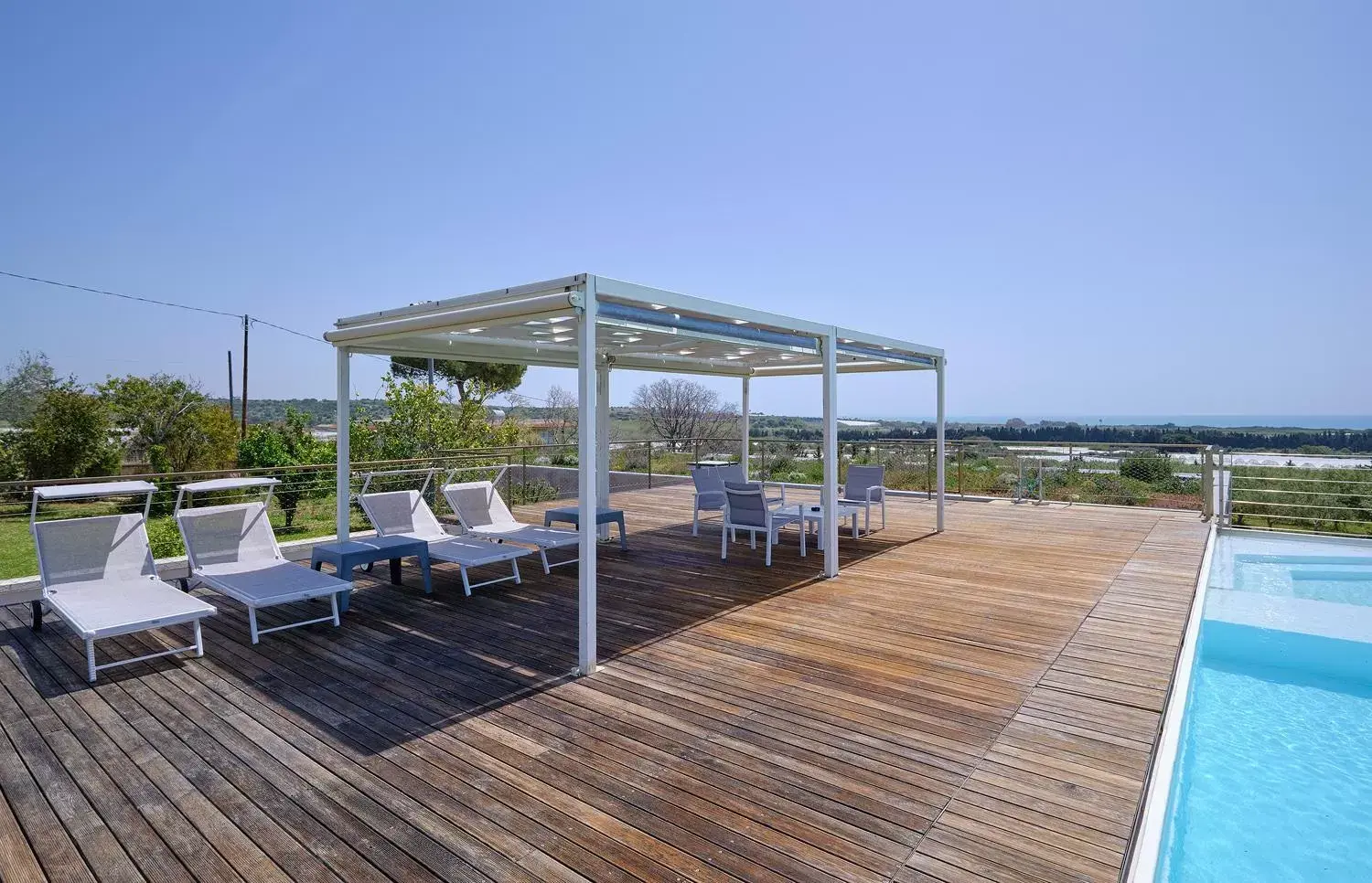 sunbed, Swimming Pool in Petrantica Resort