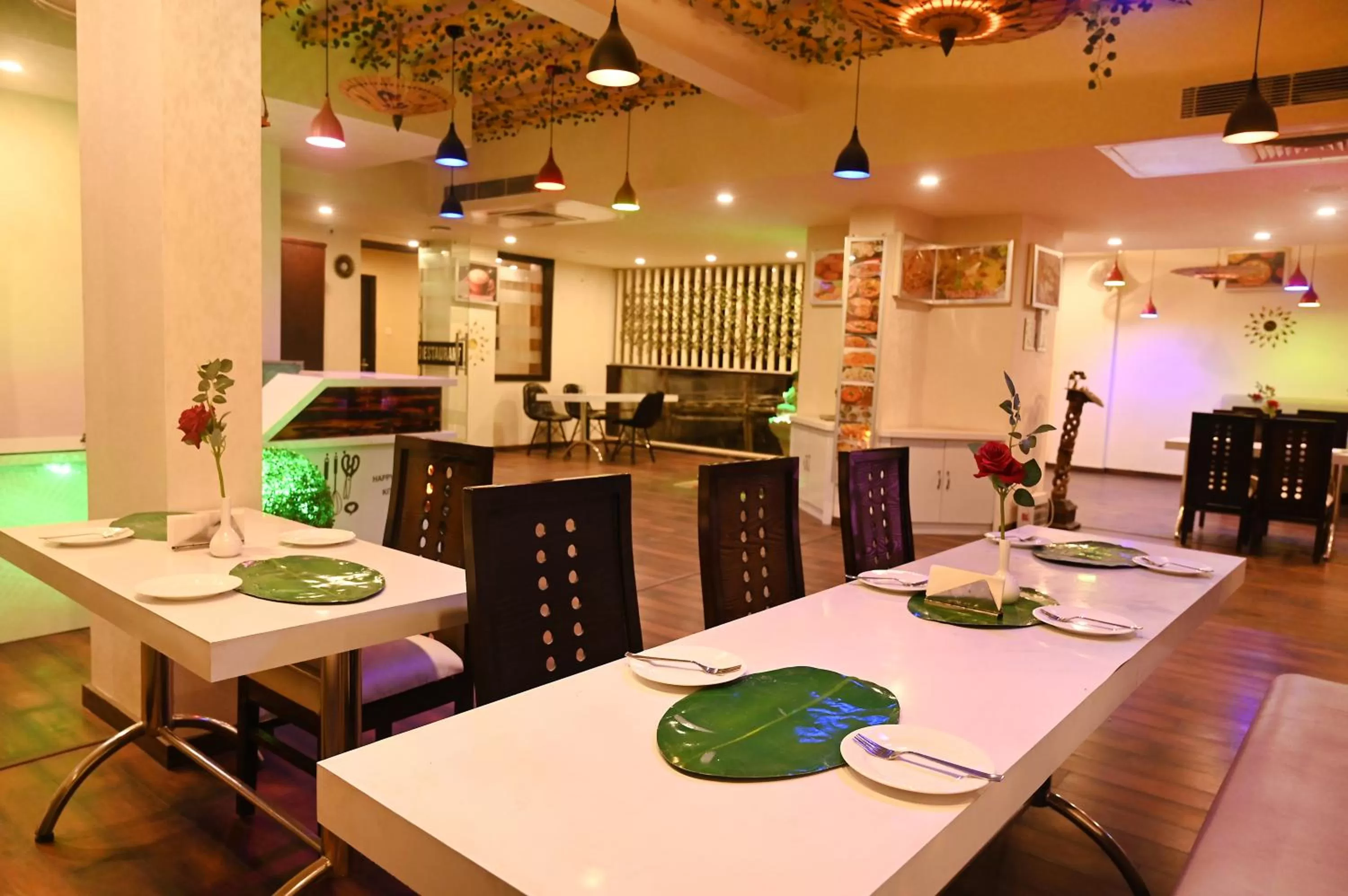 Restaurant/places to eat in Hotel Heritage Inn at Assi Ghat