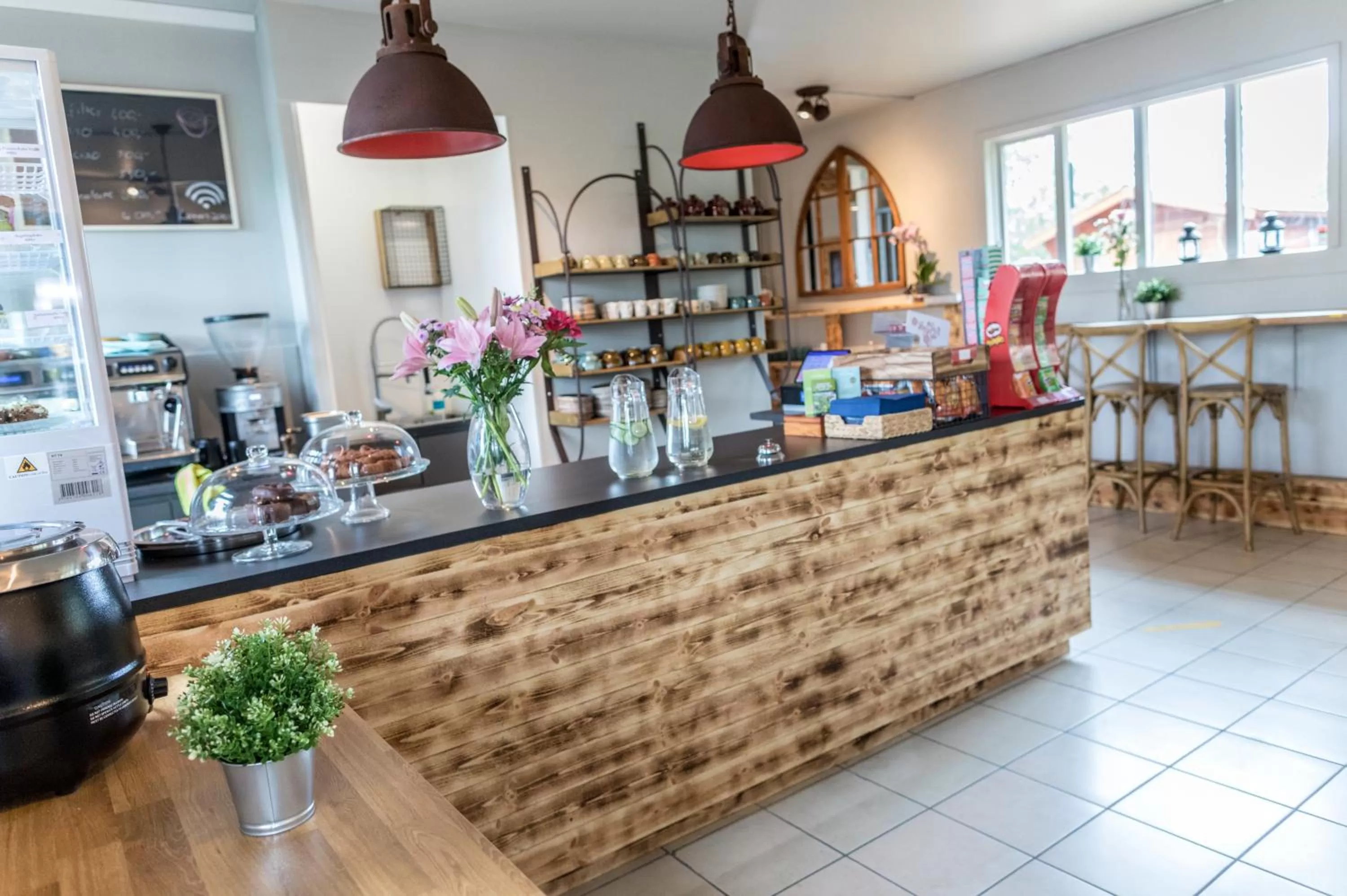 Restaurant/places to eat in Hotel Laxnes