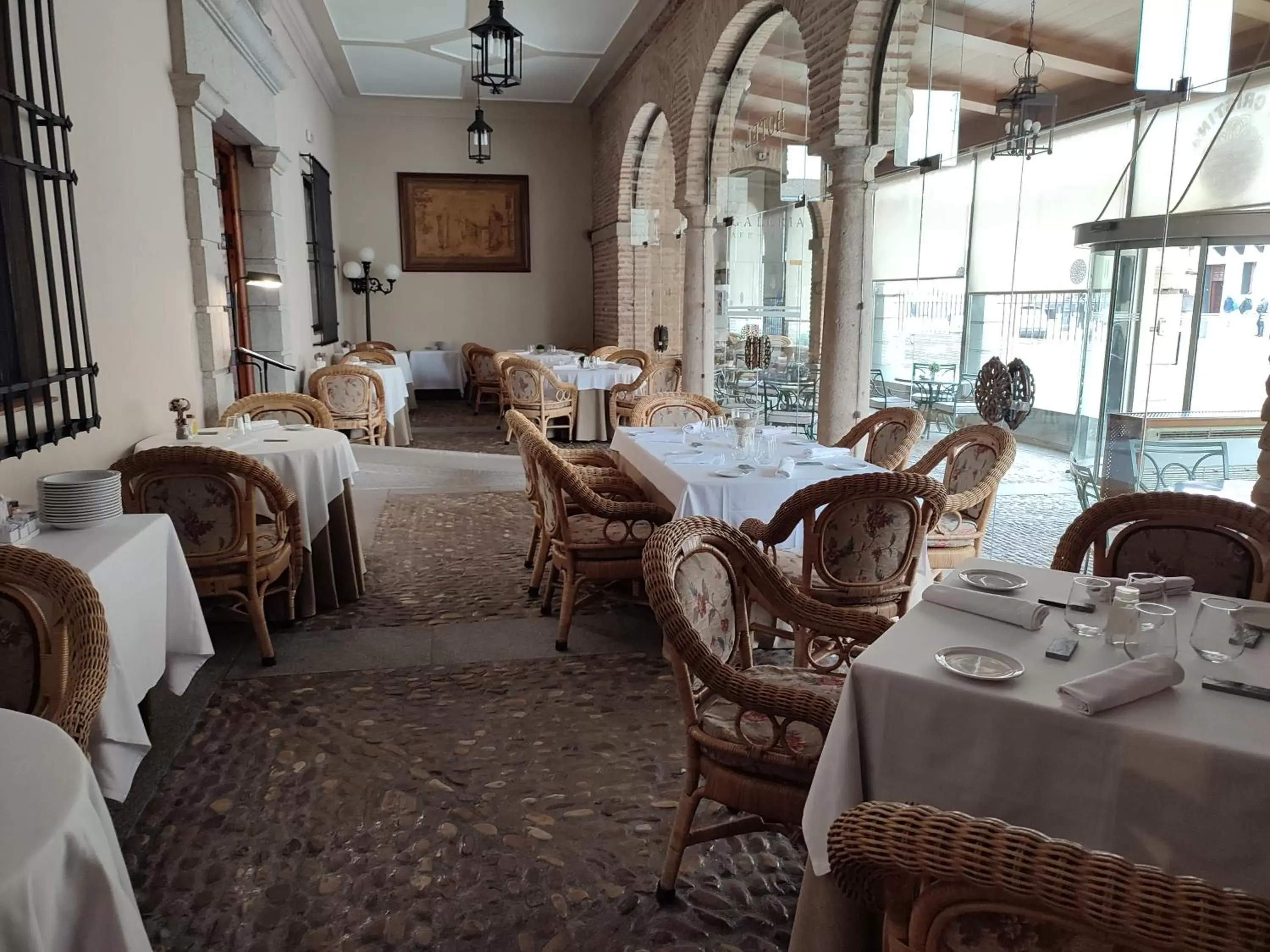 Restaurant/Places to Eat in Hotel Maria Cristina