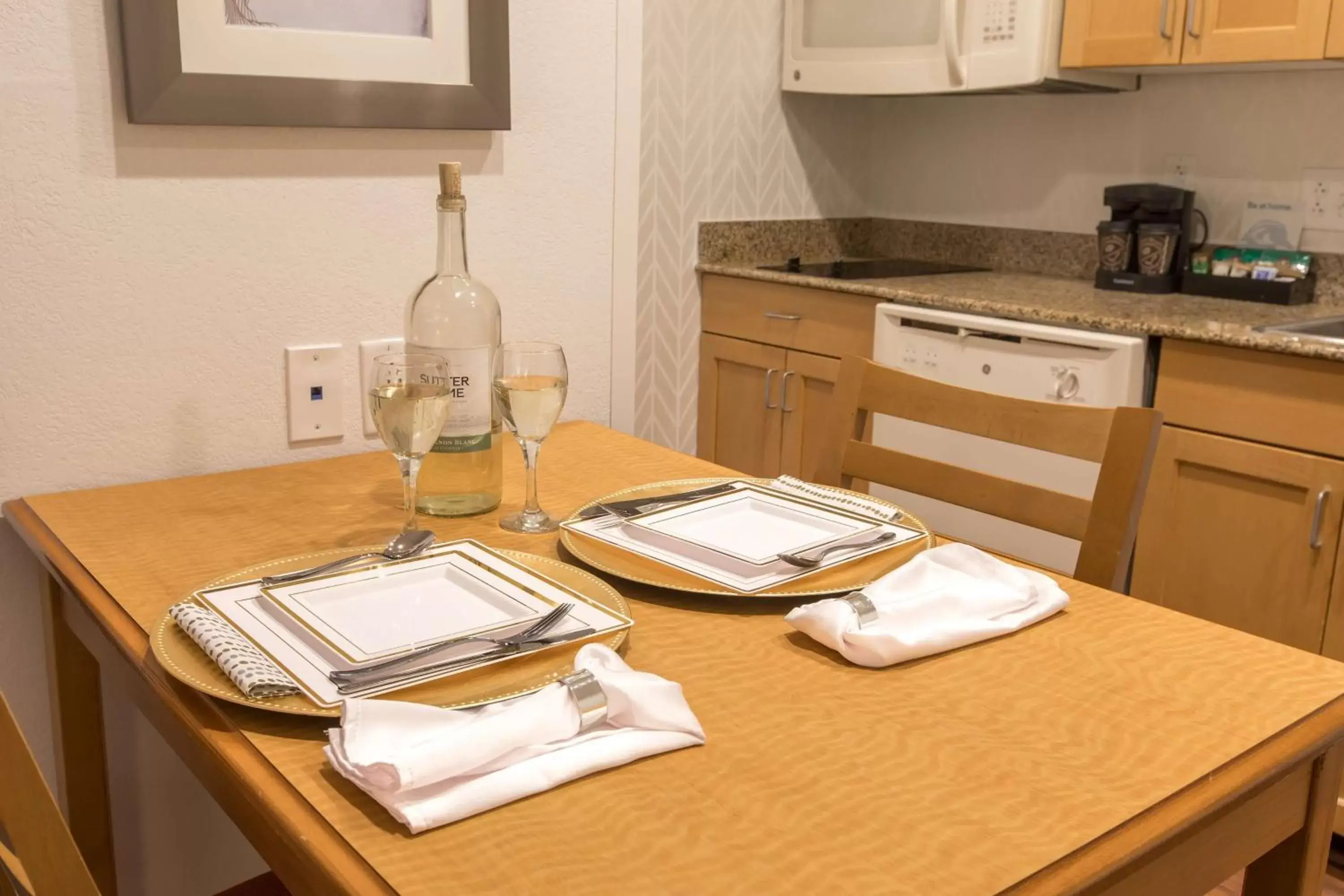 Kitchen or kitchenette in Homewood Suites by Hilton Greenville
