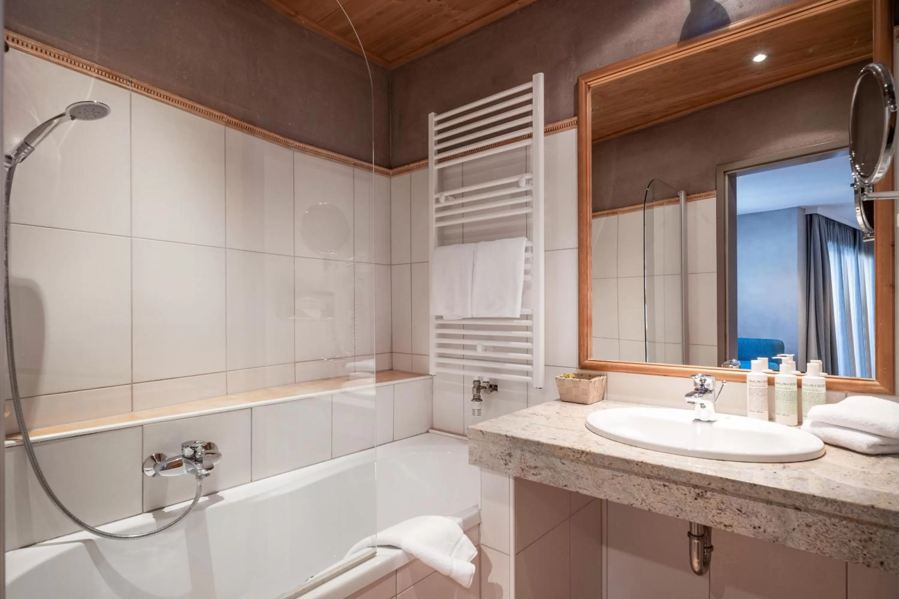 Bathroom in Familienparadies Sporthotel Achensee - FAMILIES ONLY