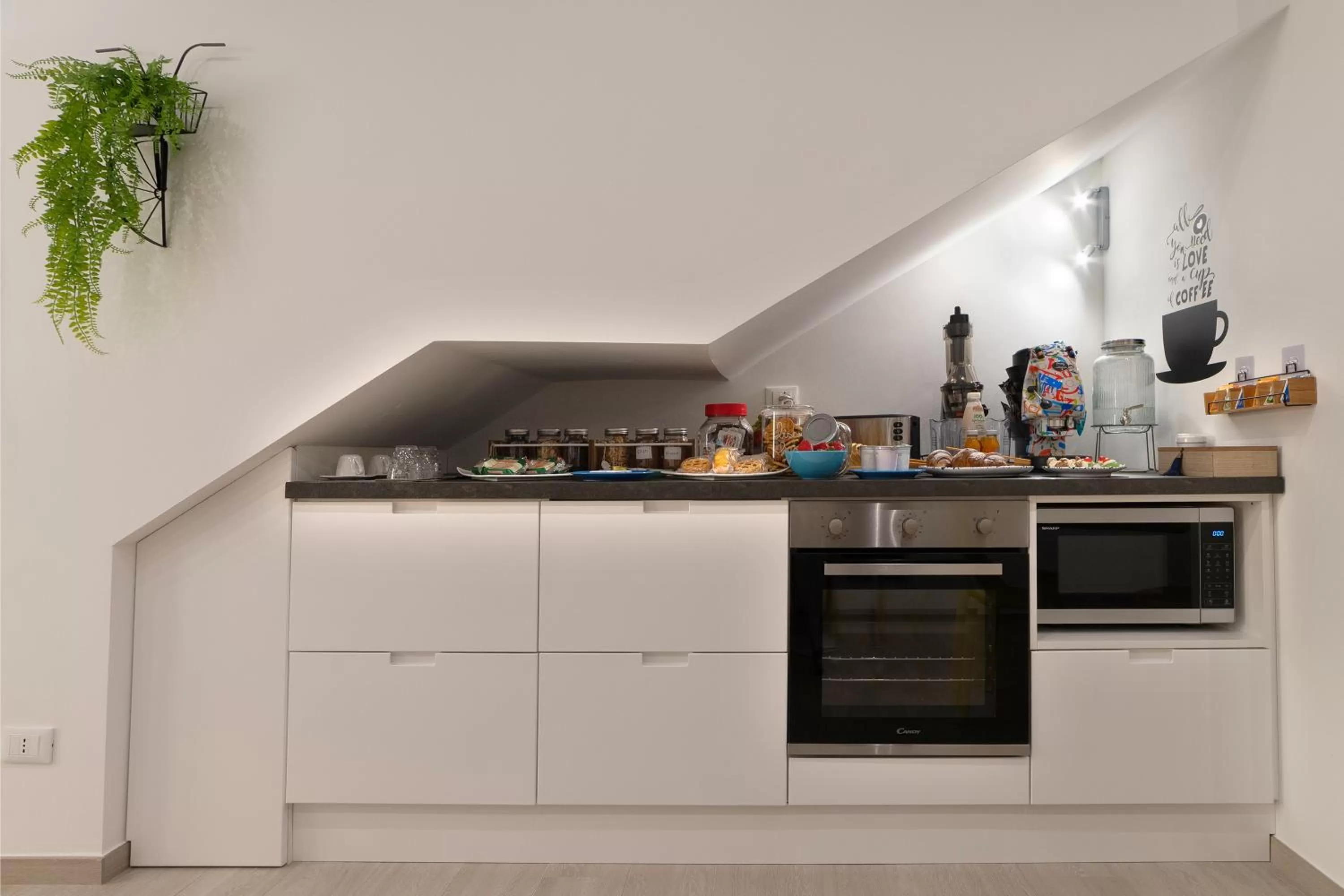 Kitchen/Kitchenette in Lo Scoglio della Formica B&B