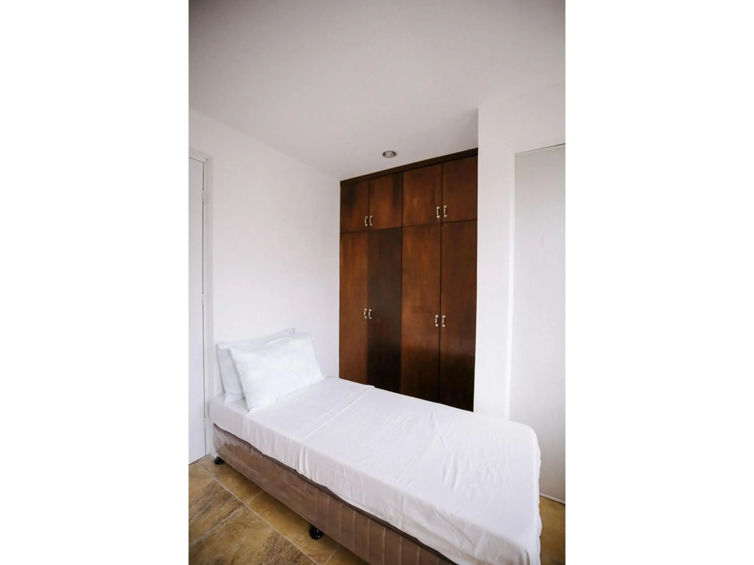 Bedroom, Bed in OYO 789 Abn Residences