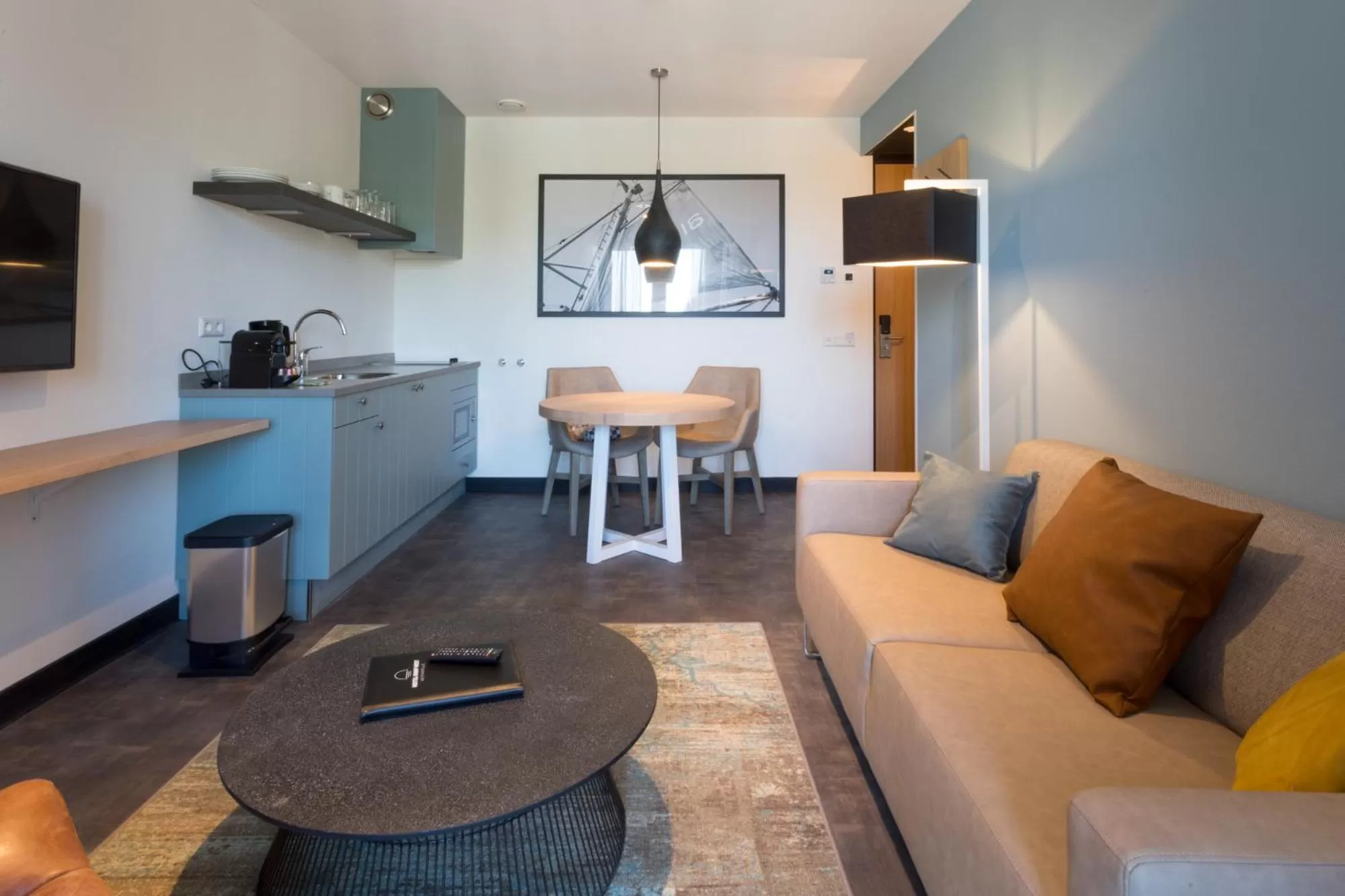 Kitchen or kitchenette in Hotel Kaap West I Kloeg Collection