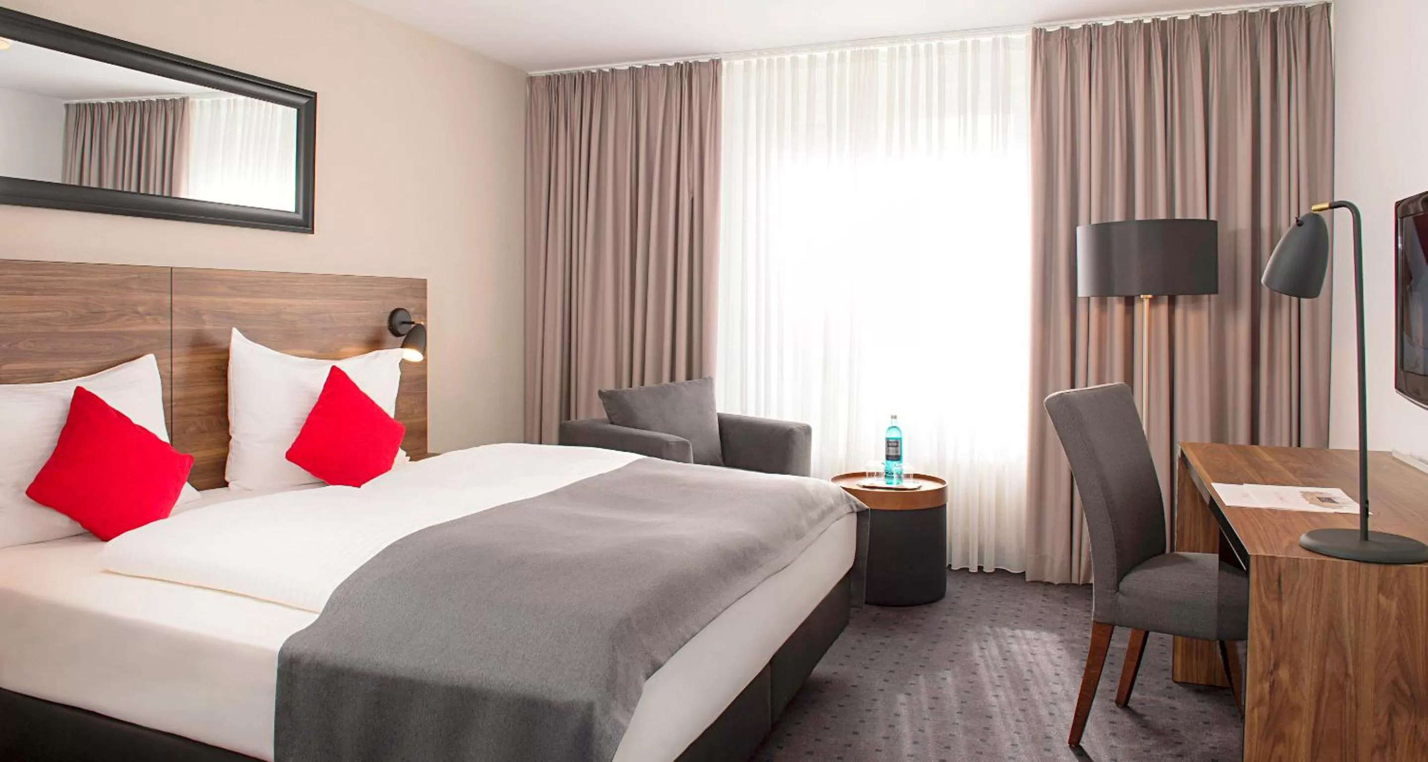  Superior Room in Victor's Residenz-Hotel München