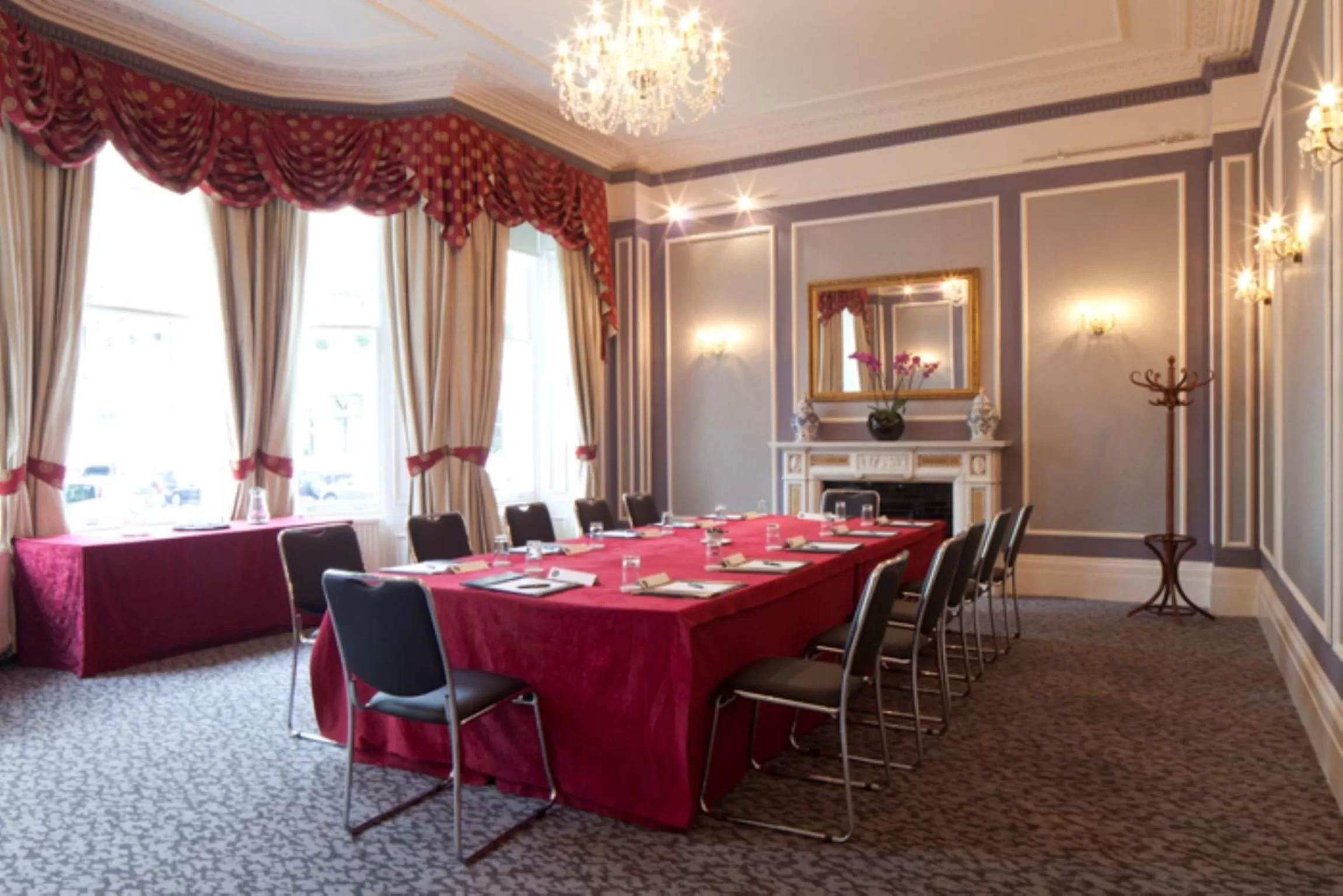 Meeting/conference room in Gem Strathmore Hotel