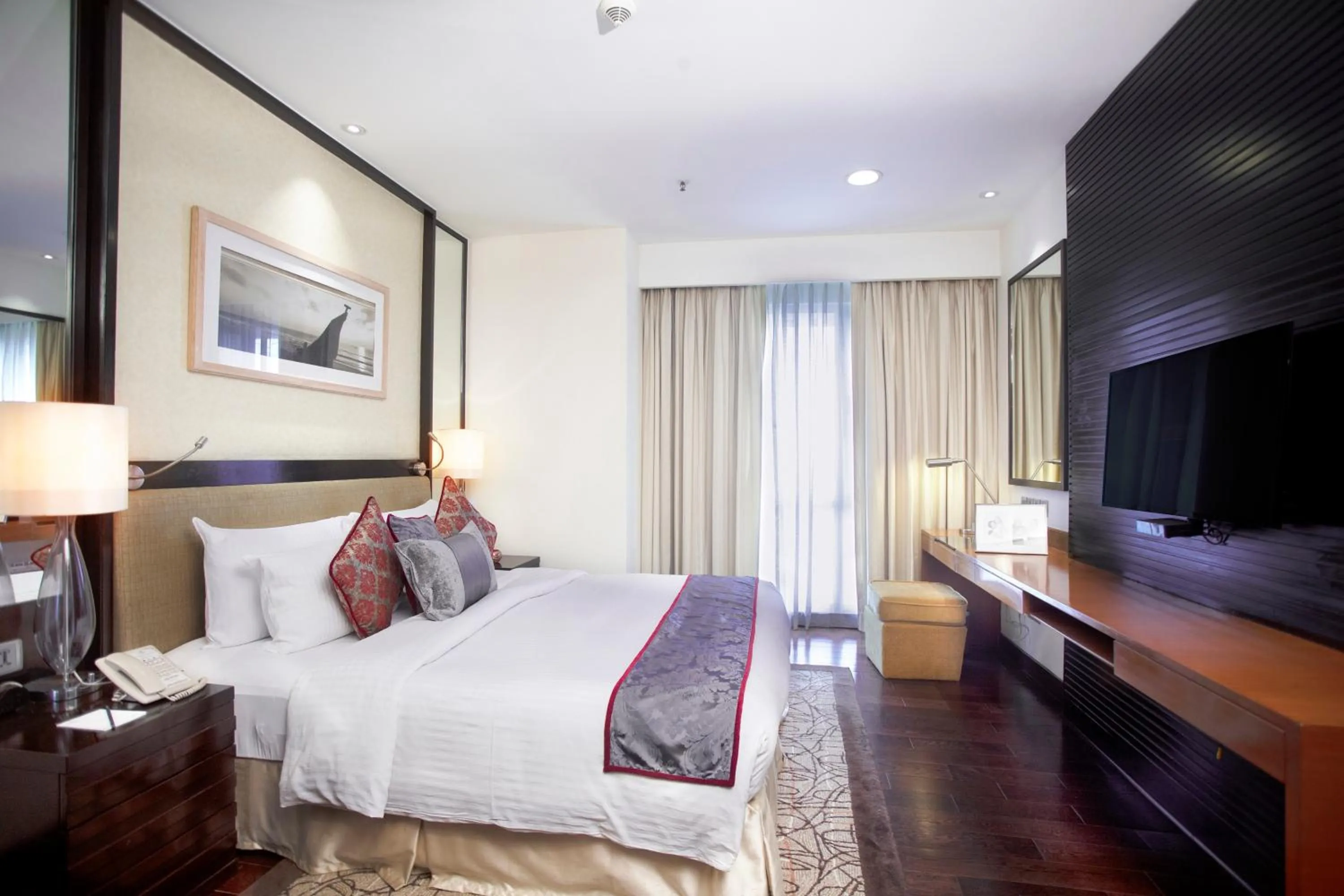 Bedroom, Bed in Somerset Greenways Chennai