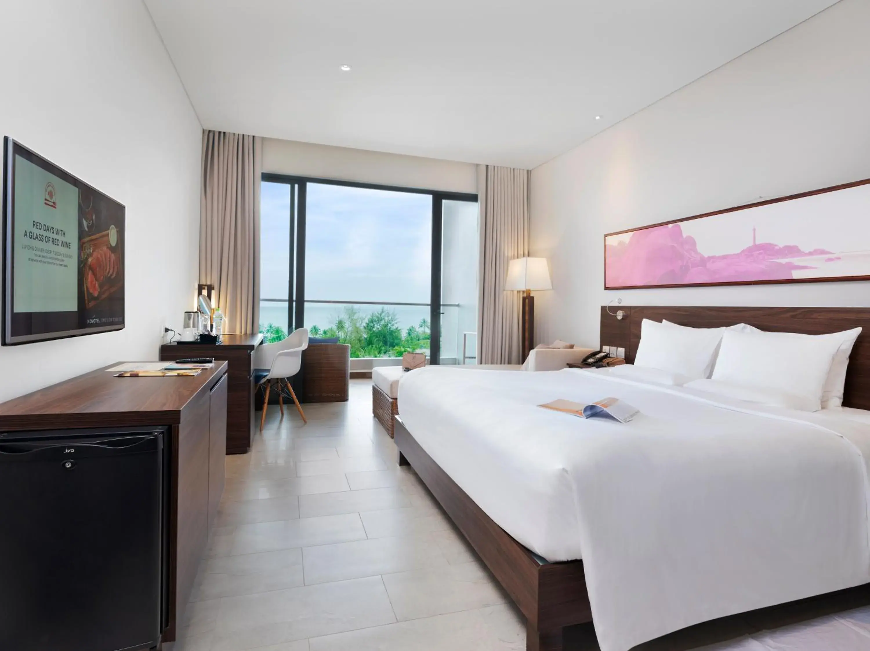 Photo of the whole room, Mountain View in Novotel Phu Quoc Resort