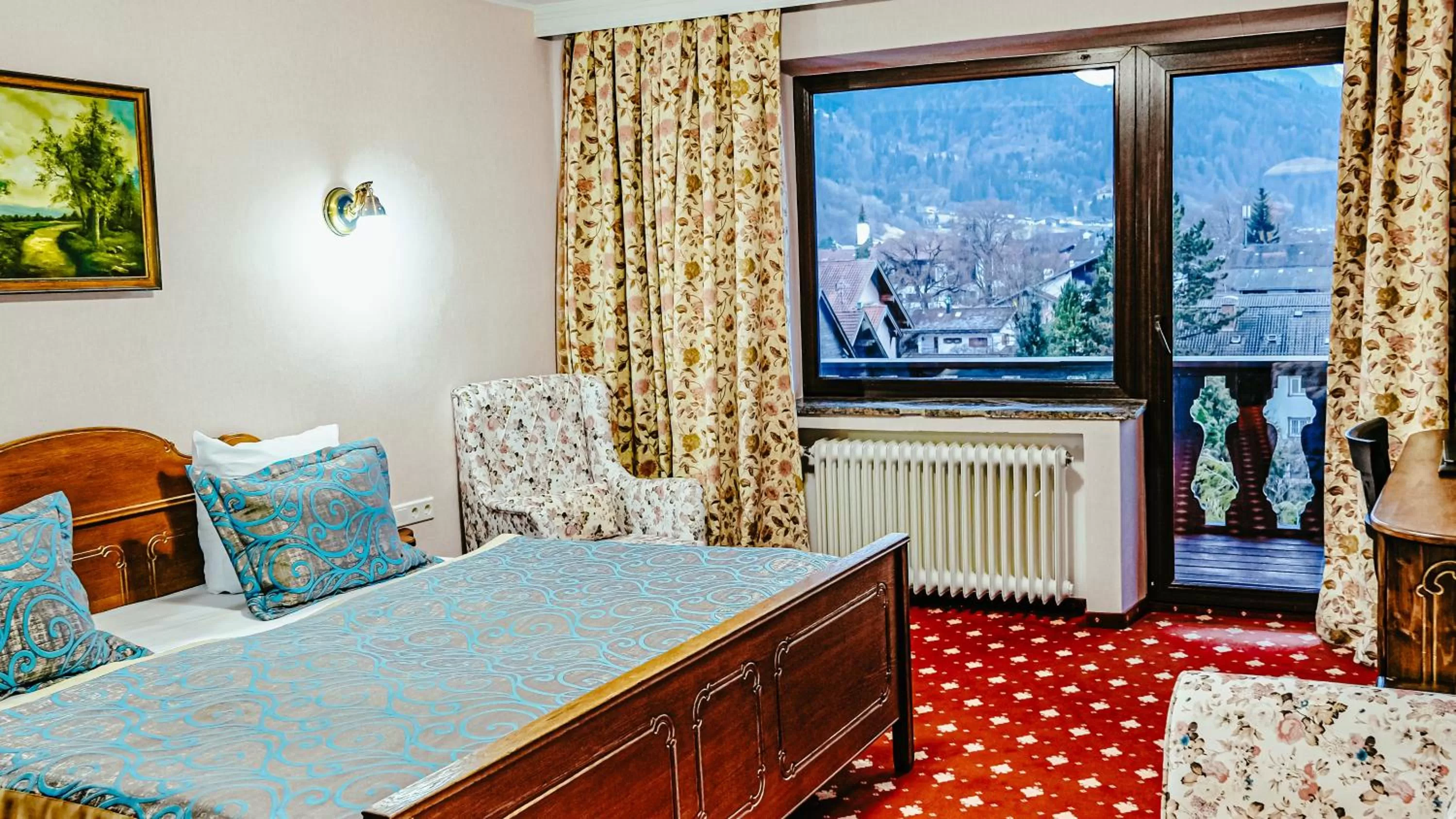 Photo of the whole room in Atlas Grand Hotel