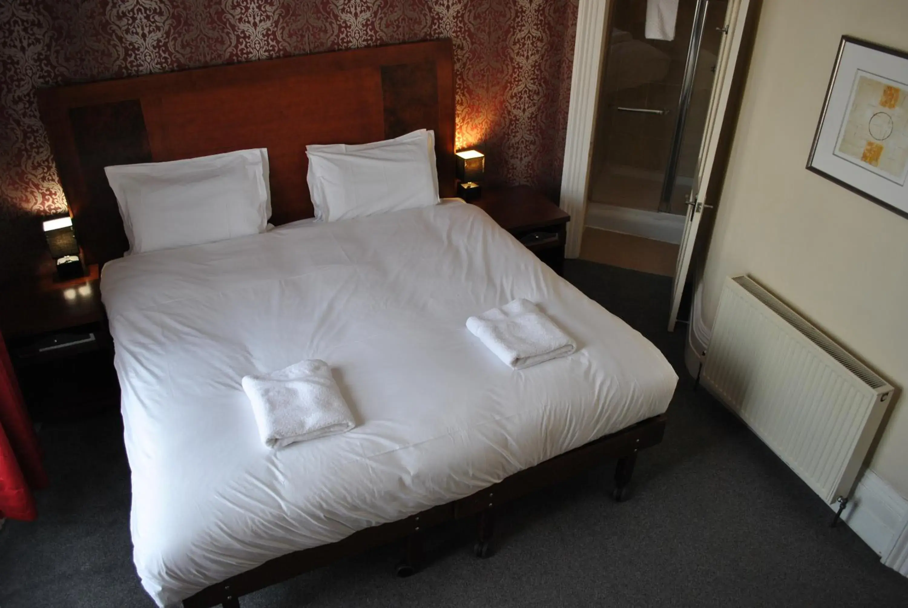 Bed in Town House Rooms