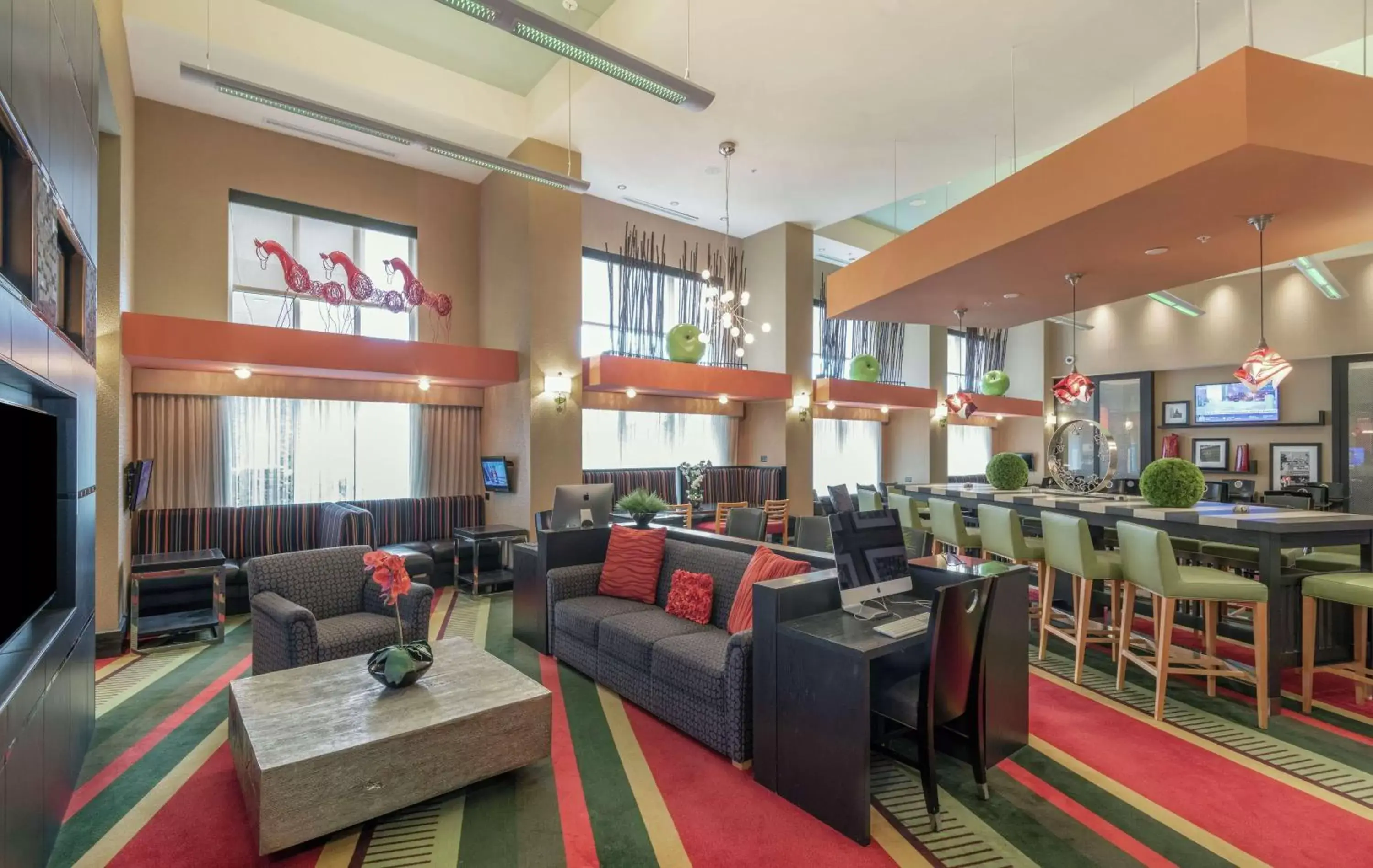 Lobby or reception, Restaurant/Places to Eat in Hampton Inn & Suites Crabtree