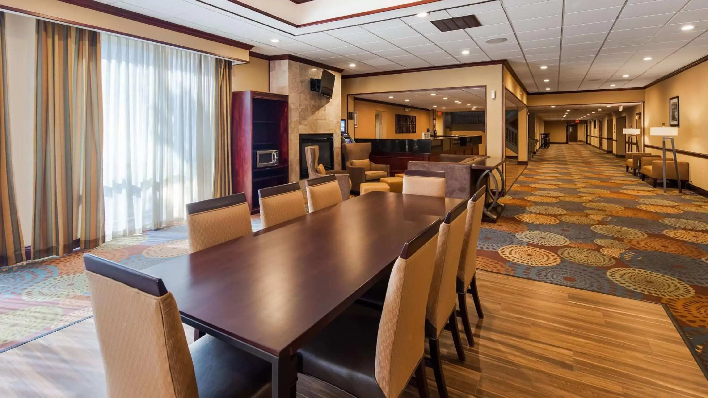 Lobby or reception in Best Western PLUS Lockport