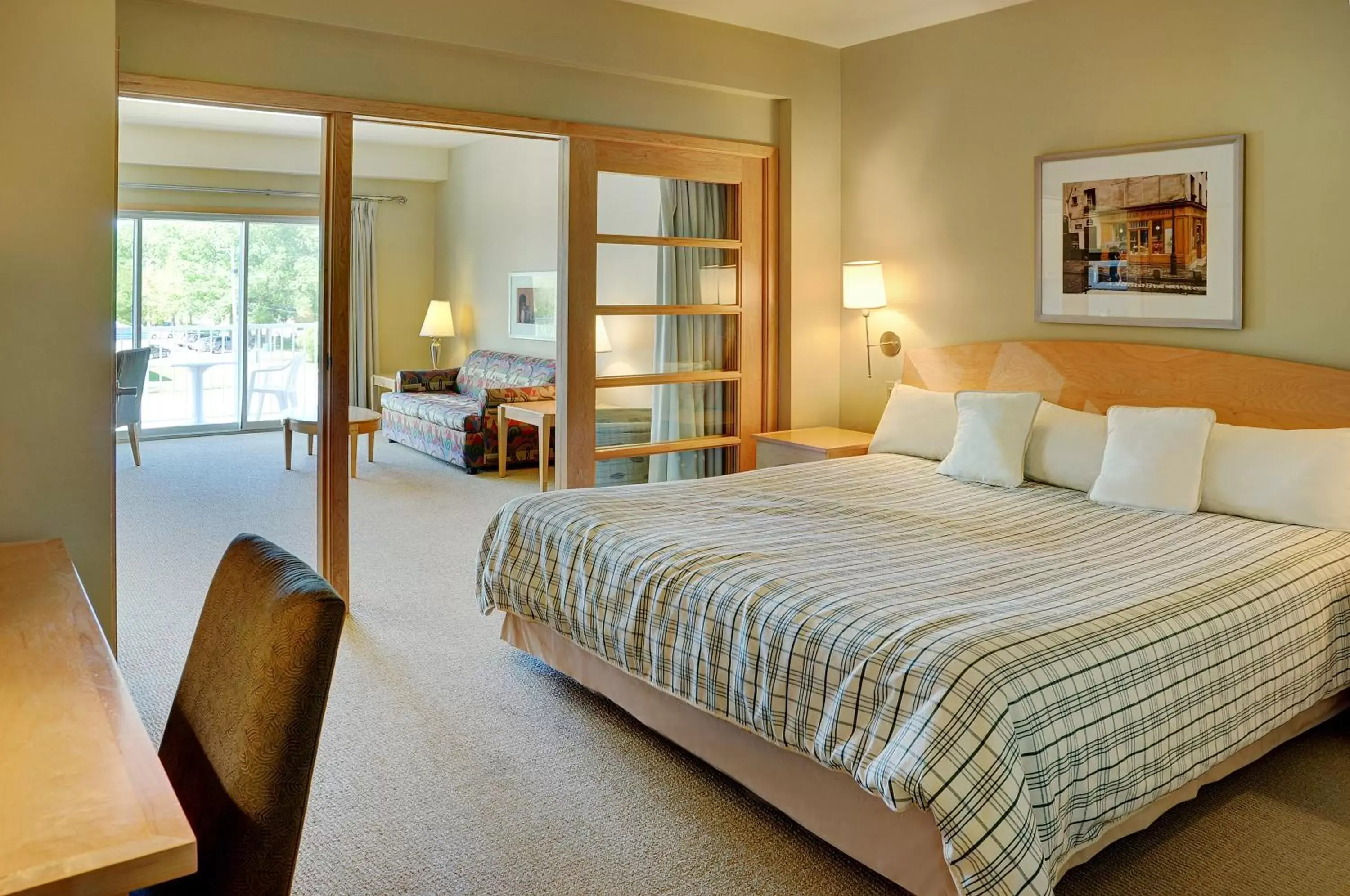 Bed in Lakeview Gimli Resort Bed in Lakeview Gimli Resort