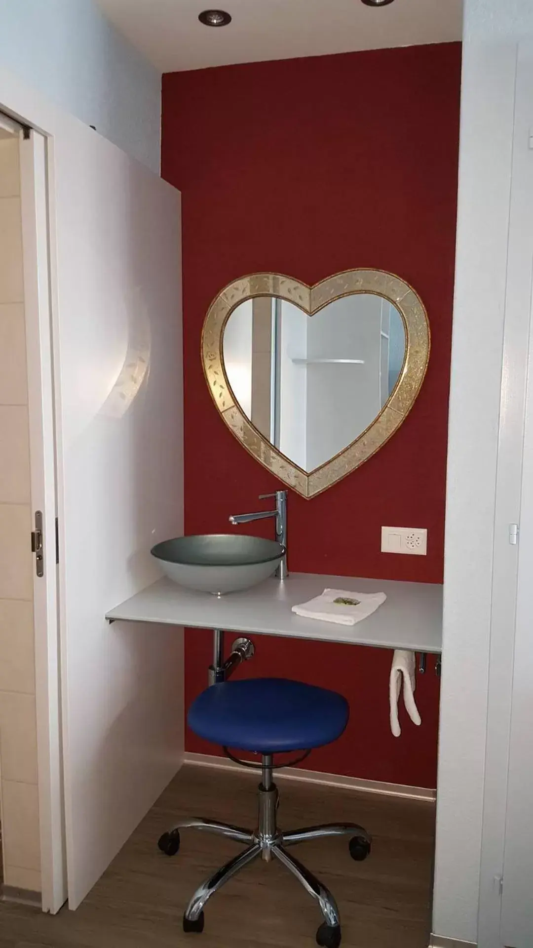 Bathroom in Hotel Murtenhof & Krone