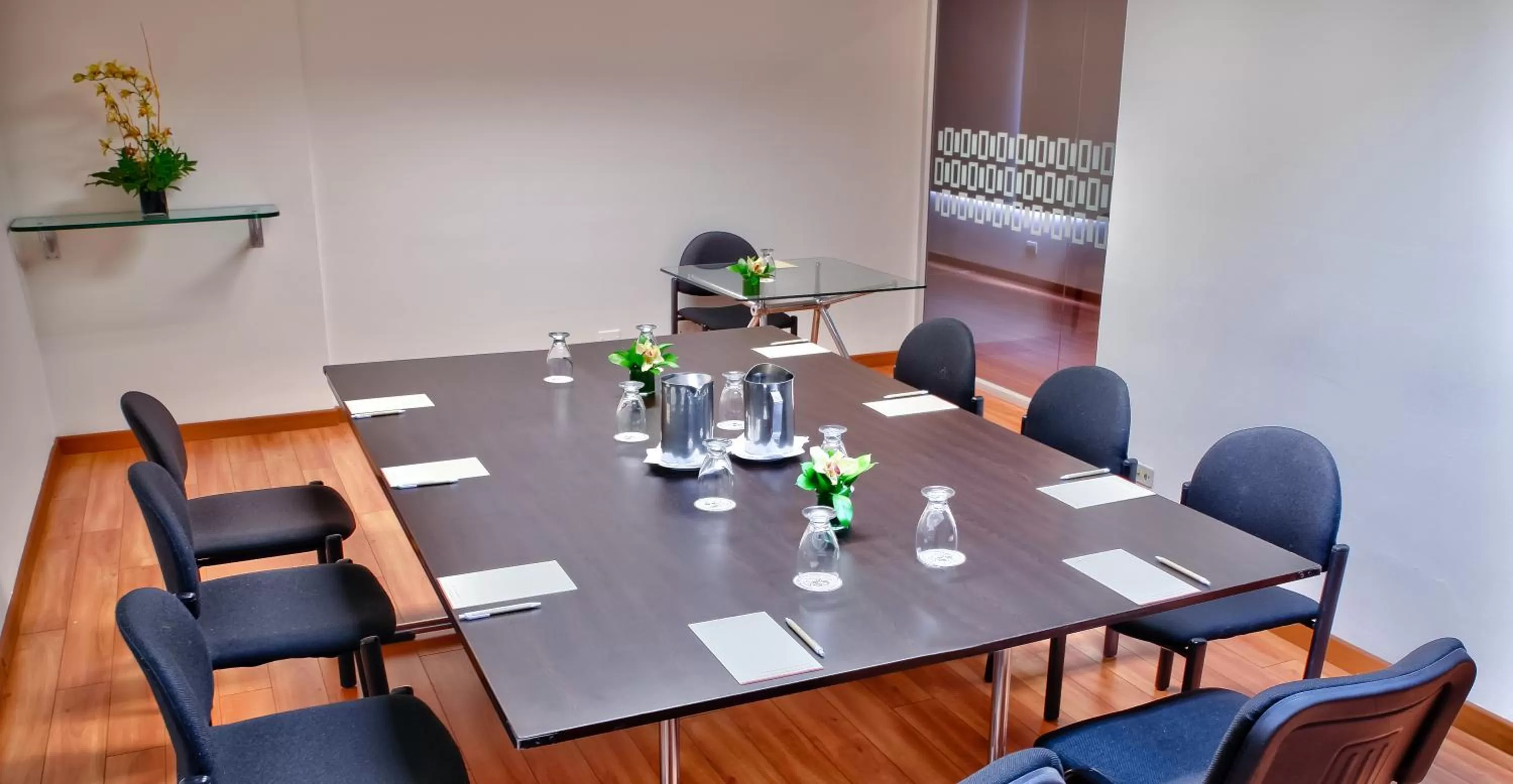 Business facilities in Hotel Rosales Plaza