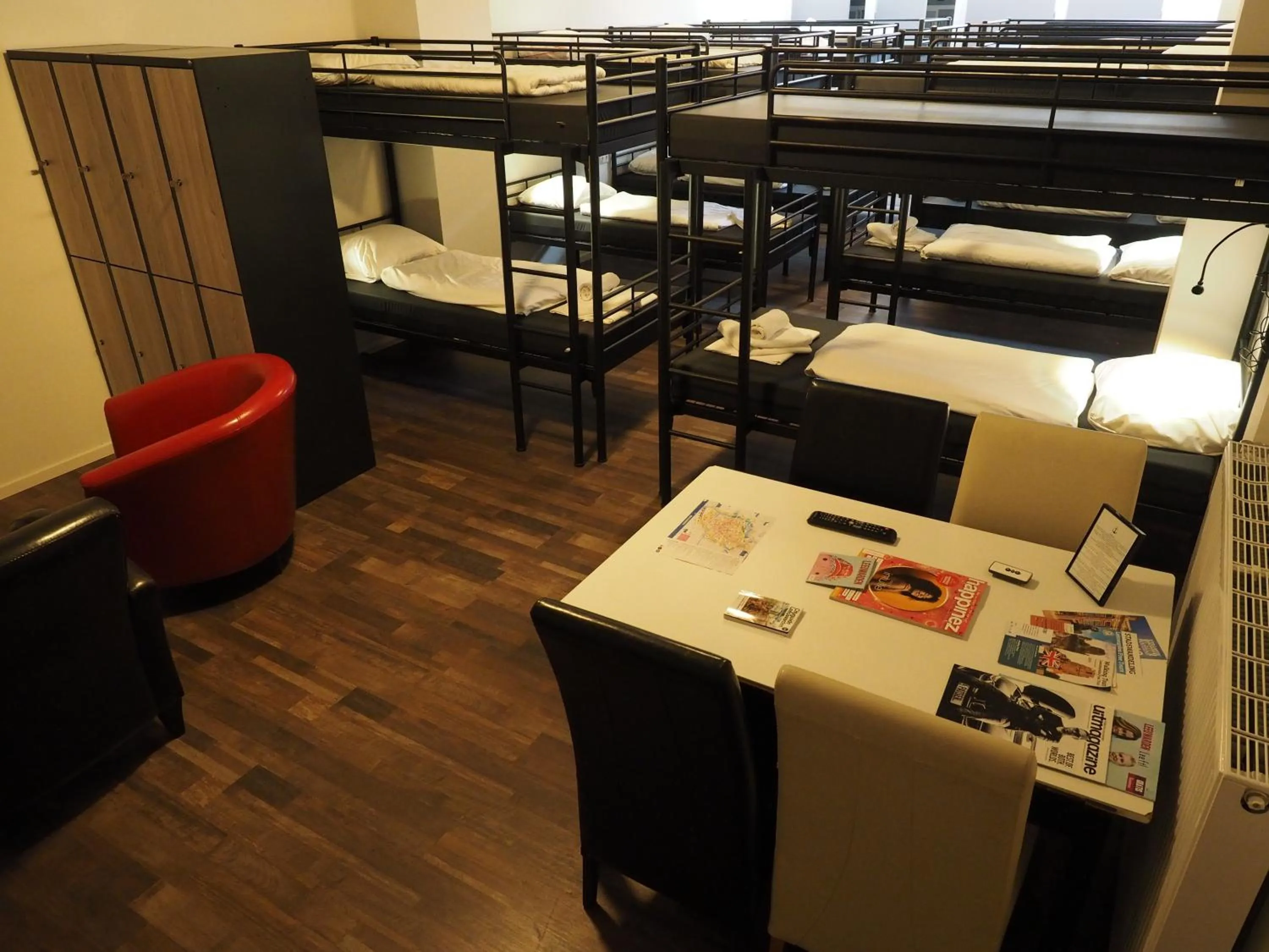 Single Bed in Dormitory Room in Hotel 't Anker