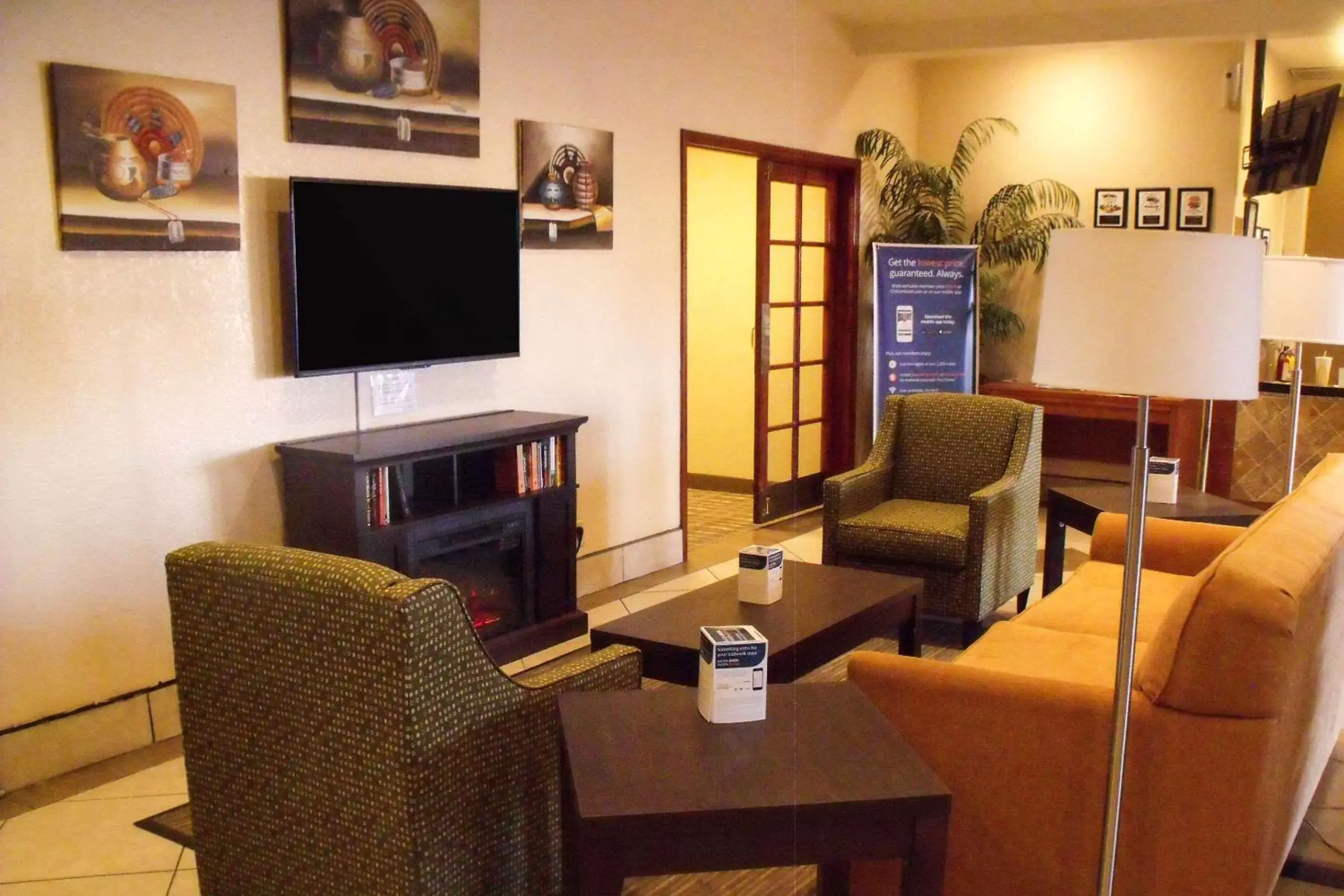 Lobby or reception, Seating Area in Quality Inn Winslow I-40