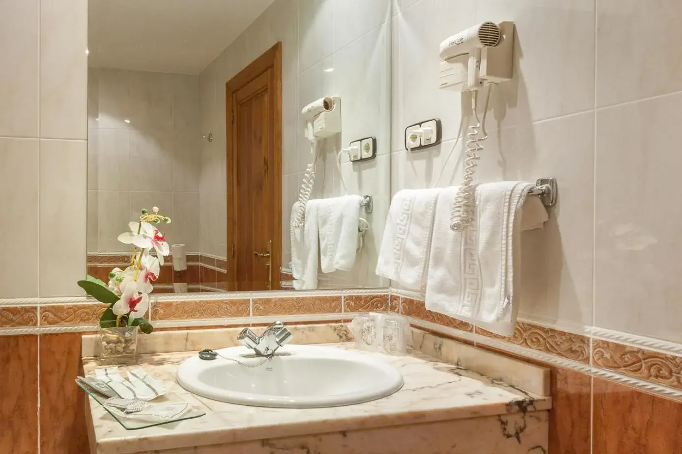 Bathroom in Hotel Rural Las Gacelas