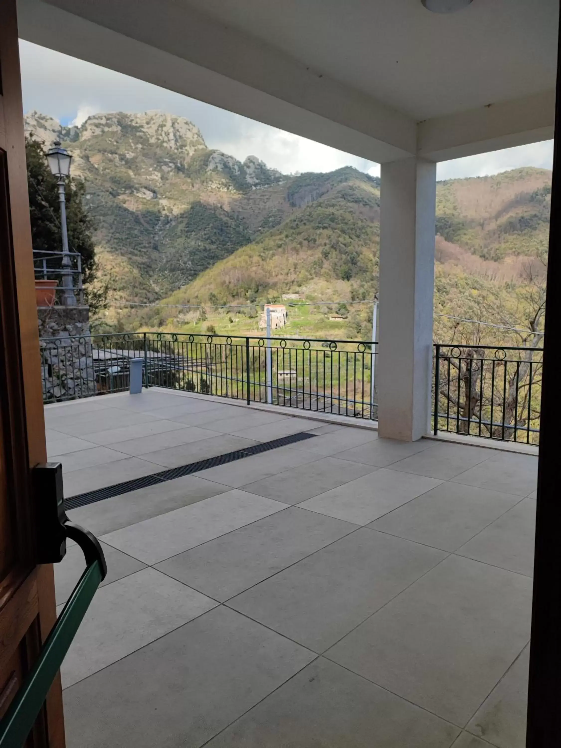 Balcony/Terrace, Mountain View in Hermitage Ravello