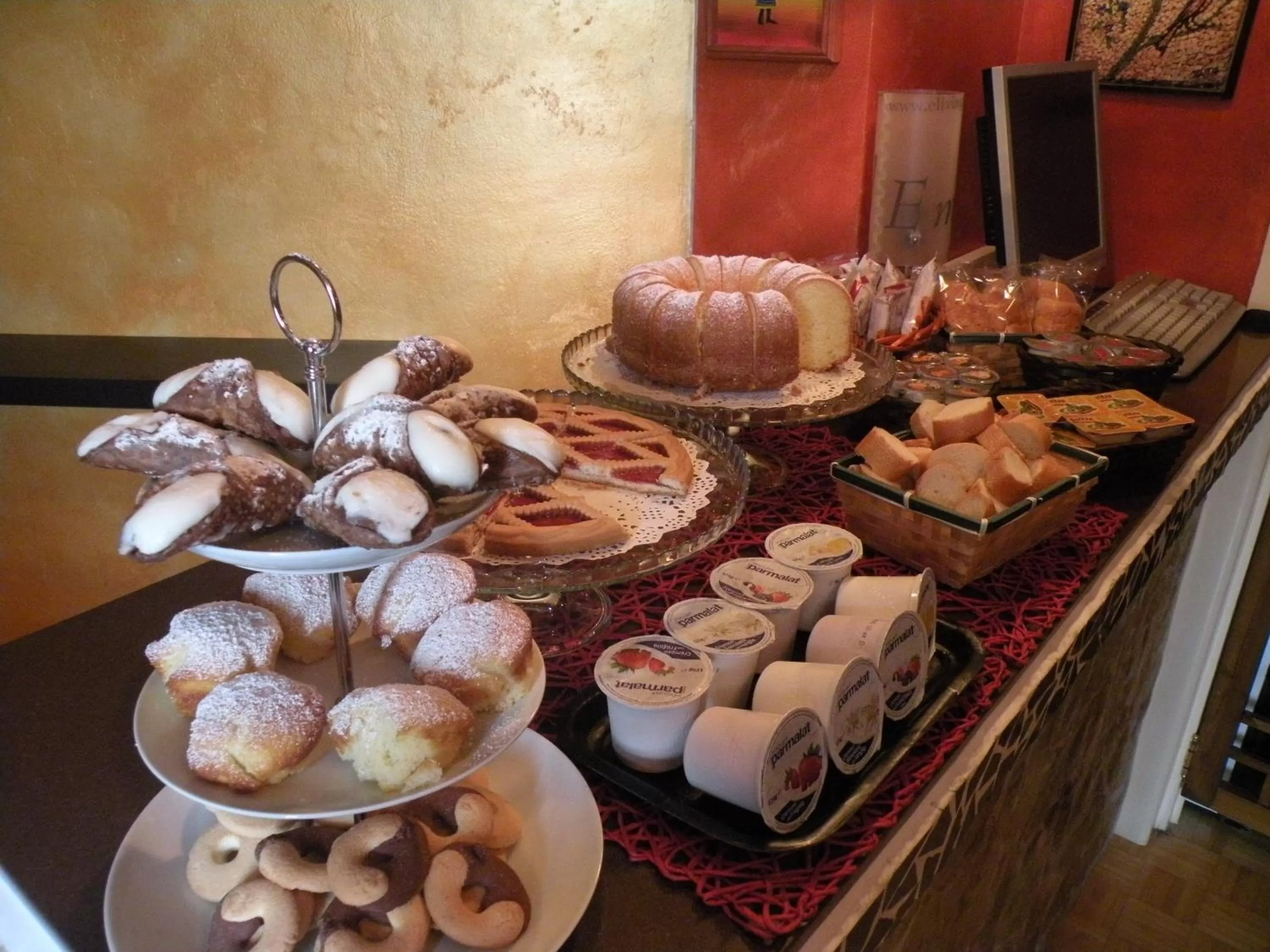 Breakfast in Hostel Josef