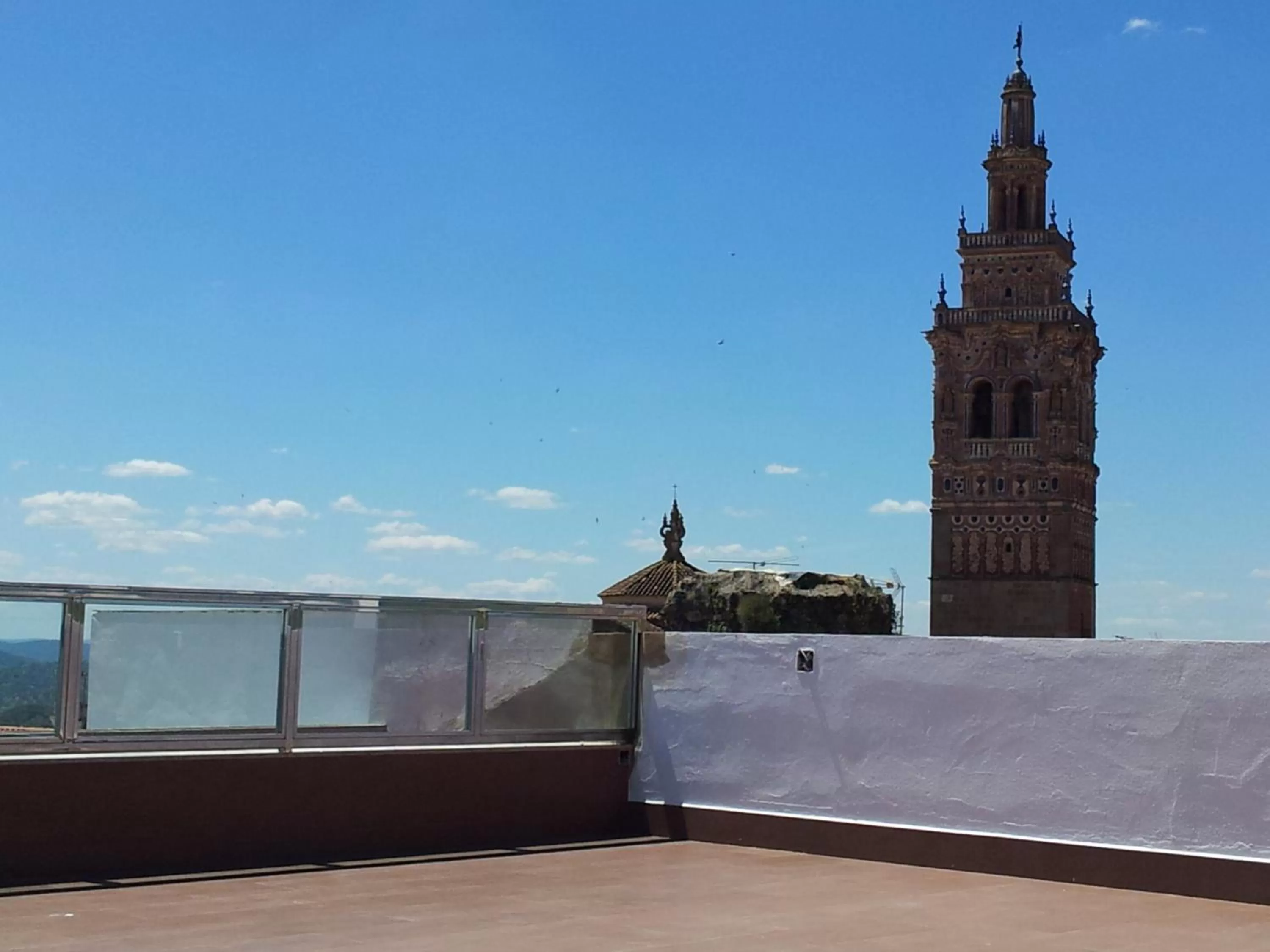 Facade/entrance in Hotel Oasis Familiar