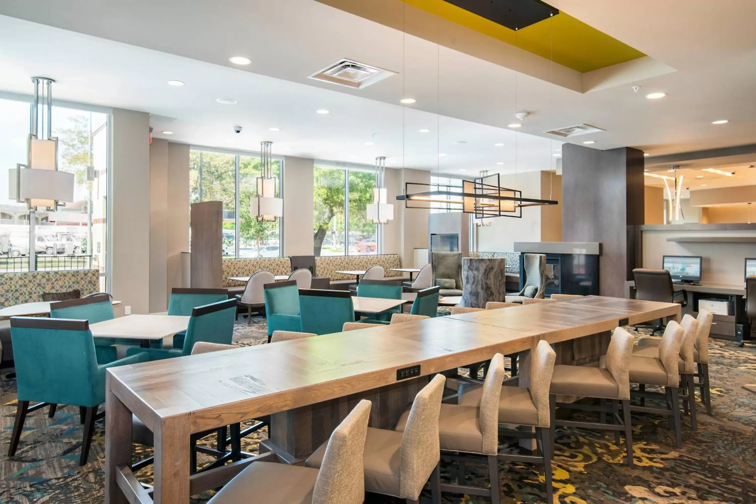 Lobby or reception, Restaurant/Places to Eat in Residence Inn by Marriott Houston Medical Center/NRG Park