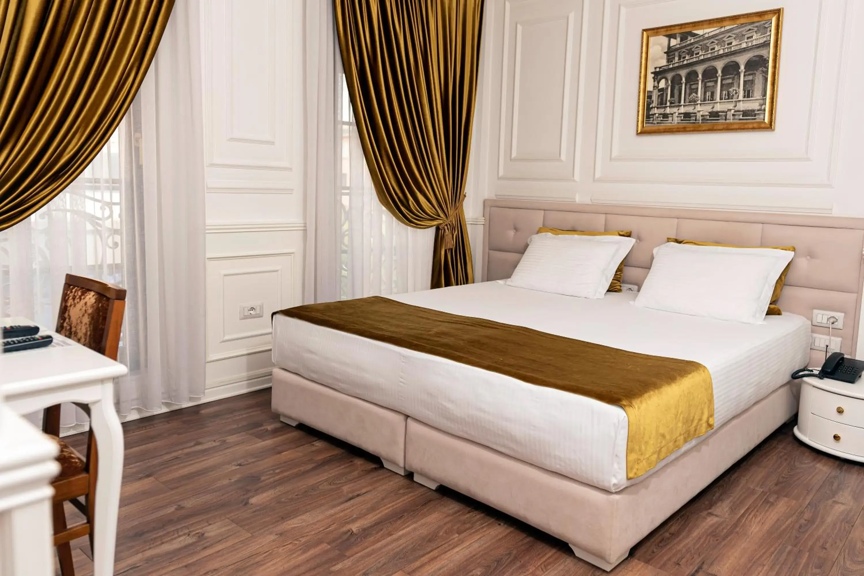 Day, Bed in Eler Hotel Day, Bed in Eler Hotel