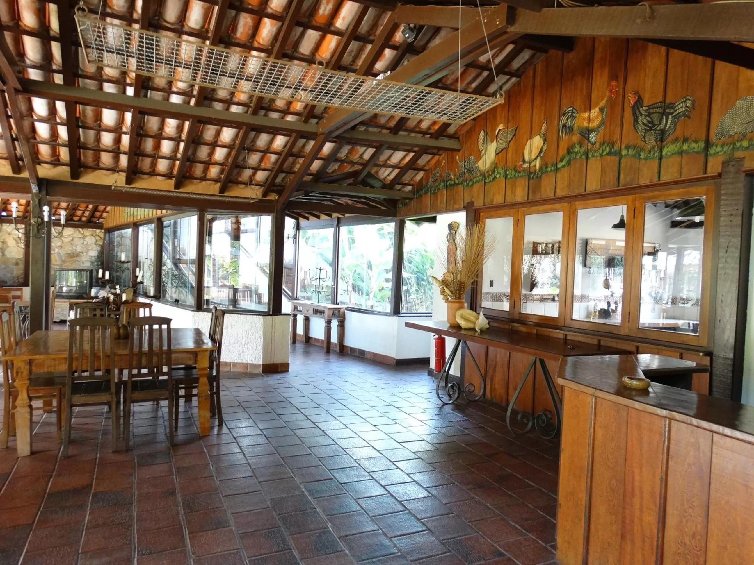 Restaurant/places to eat in Pousada Villa Real