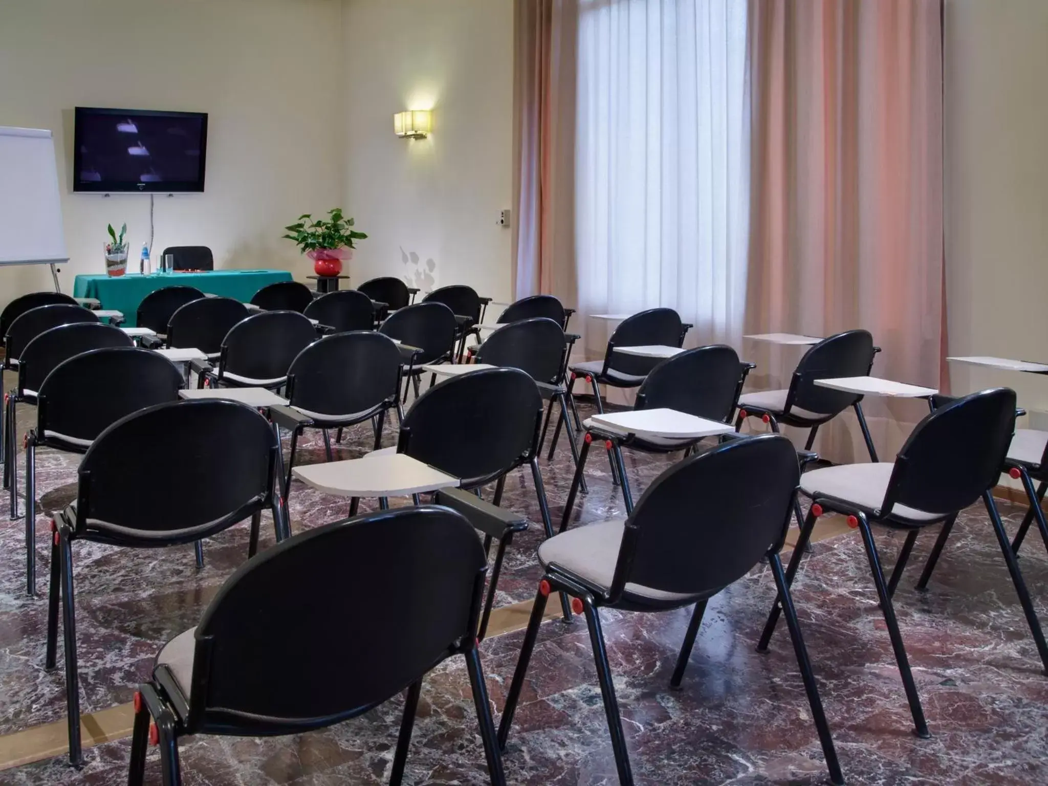 Business facilities in Hotel Universal Terme