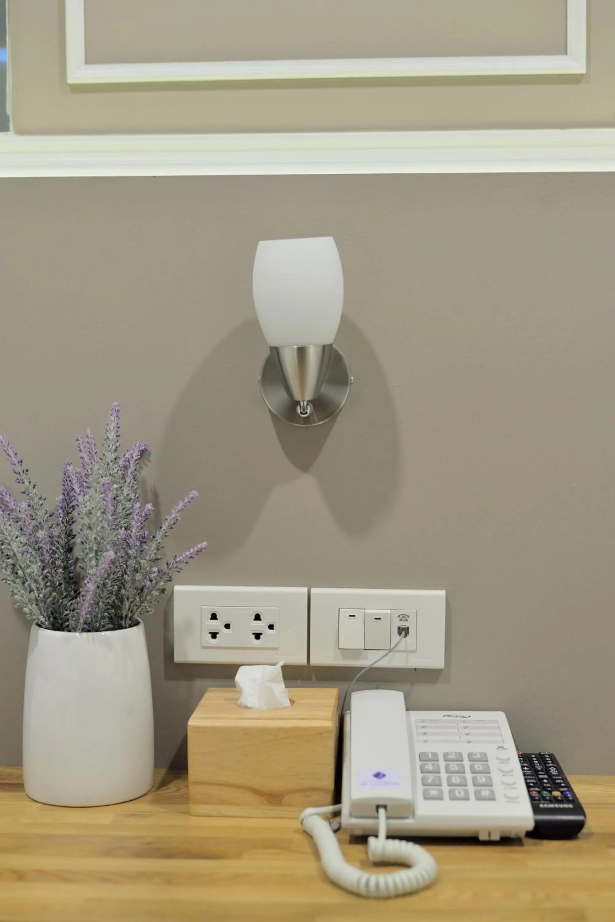 Area and facilities in De Lavender Bangkok Hotel