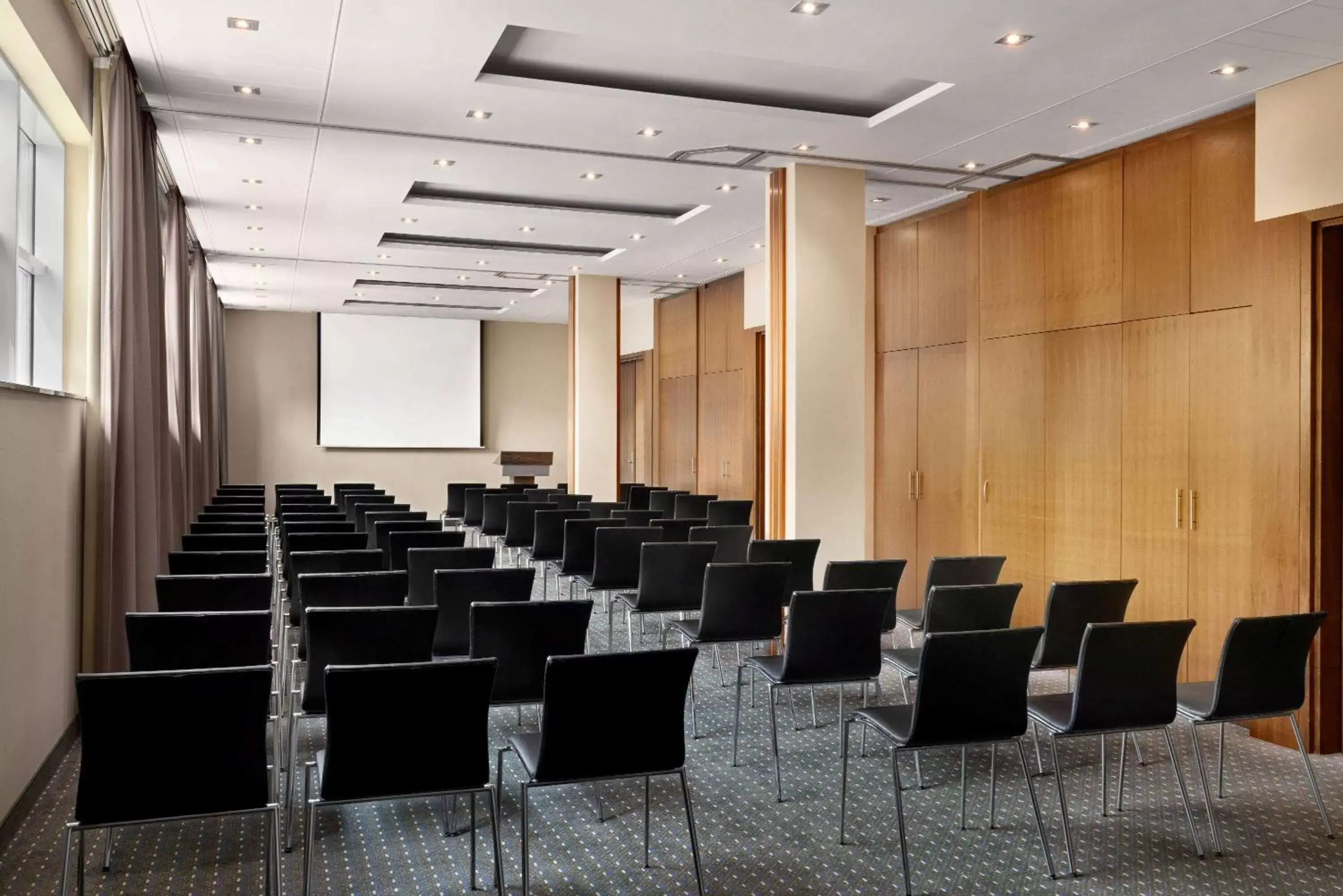 Meeting/conference room in Wyndham Wroclaw Old Town
