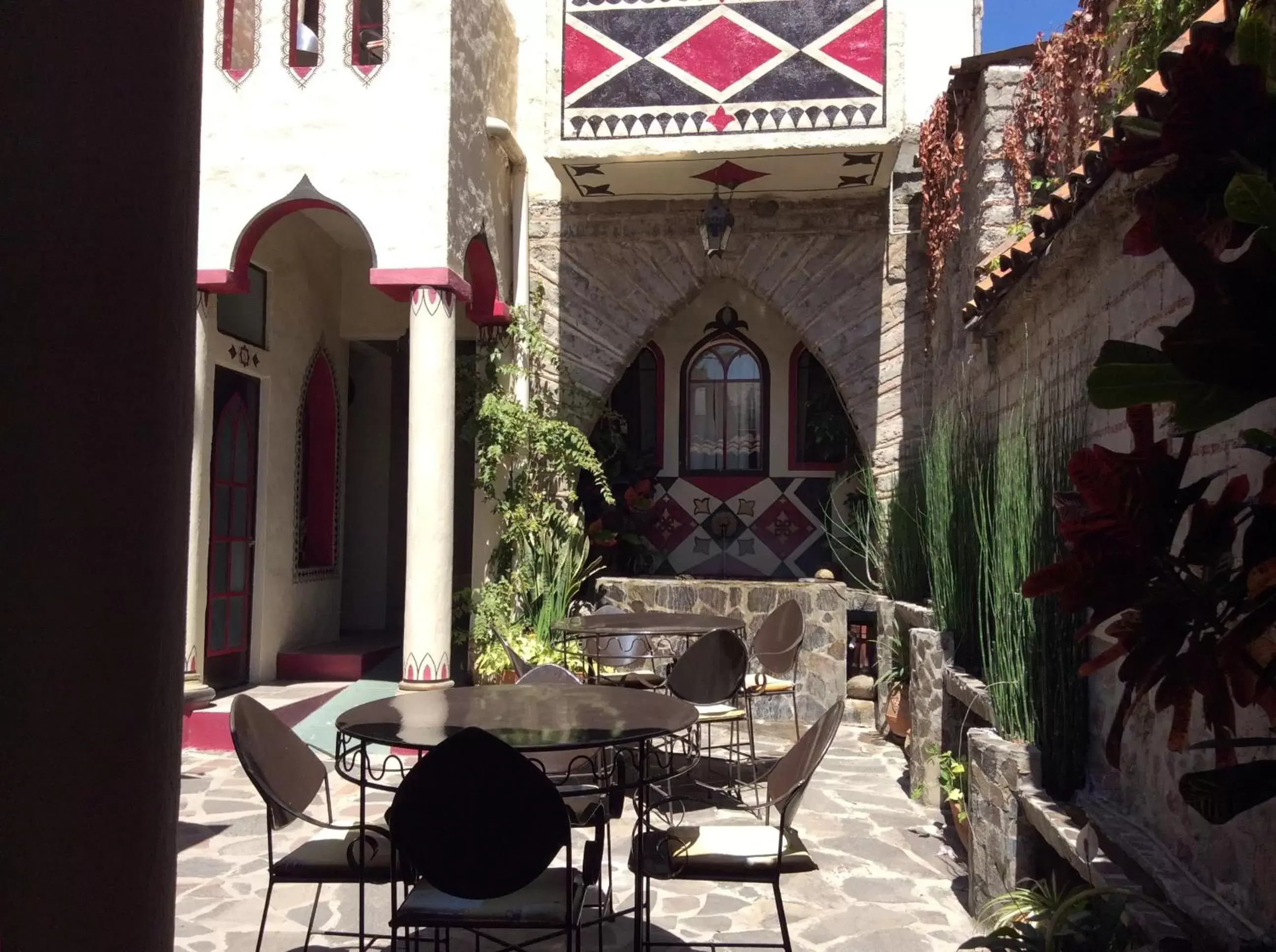 Patio, Restaurant/Places to Eat in Hotel Casa Blanca