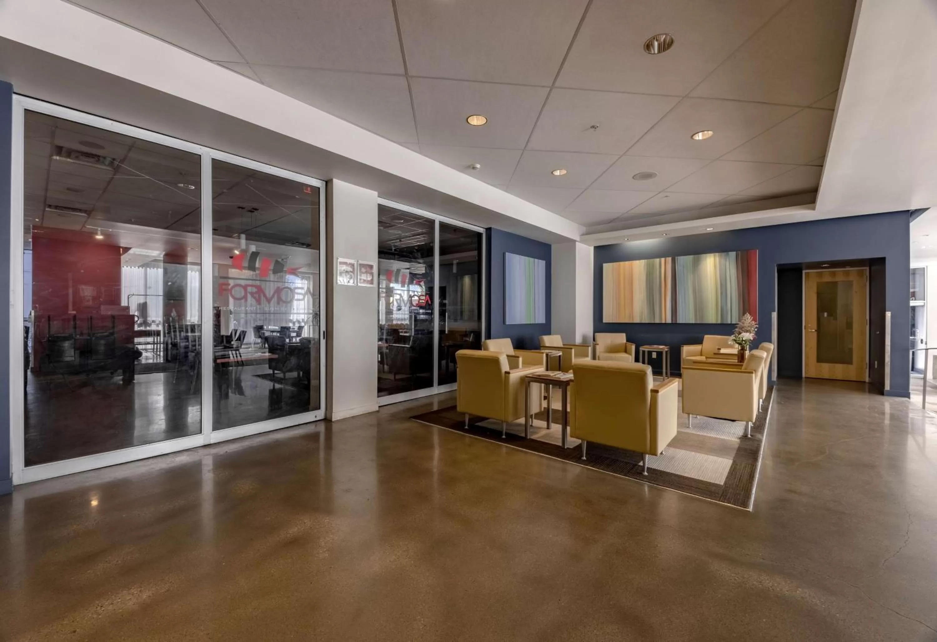 Lobby or reception in Hotelvetro Iowa City, Tapestry Collection By Hilton