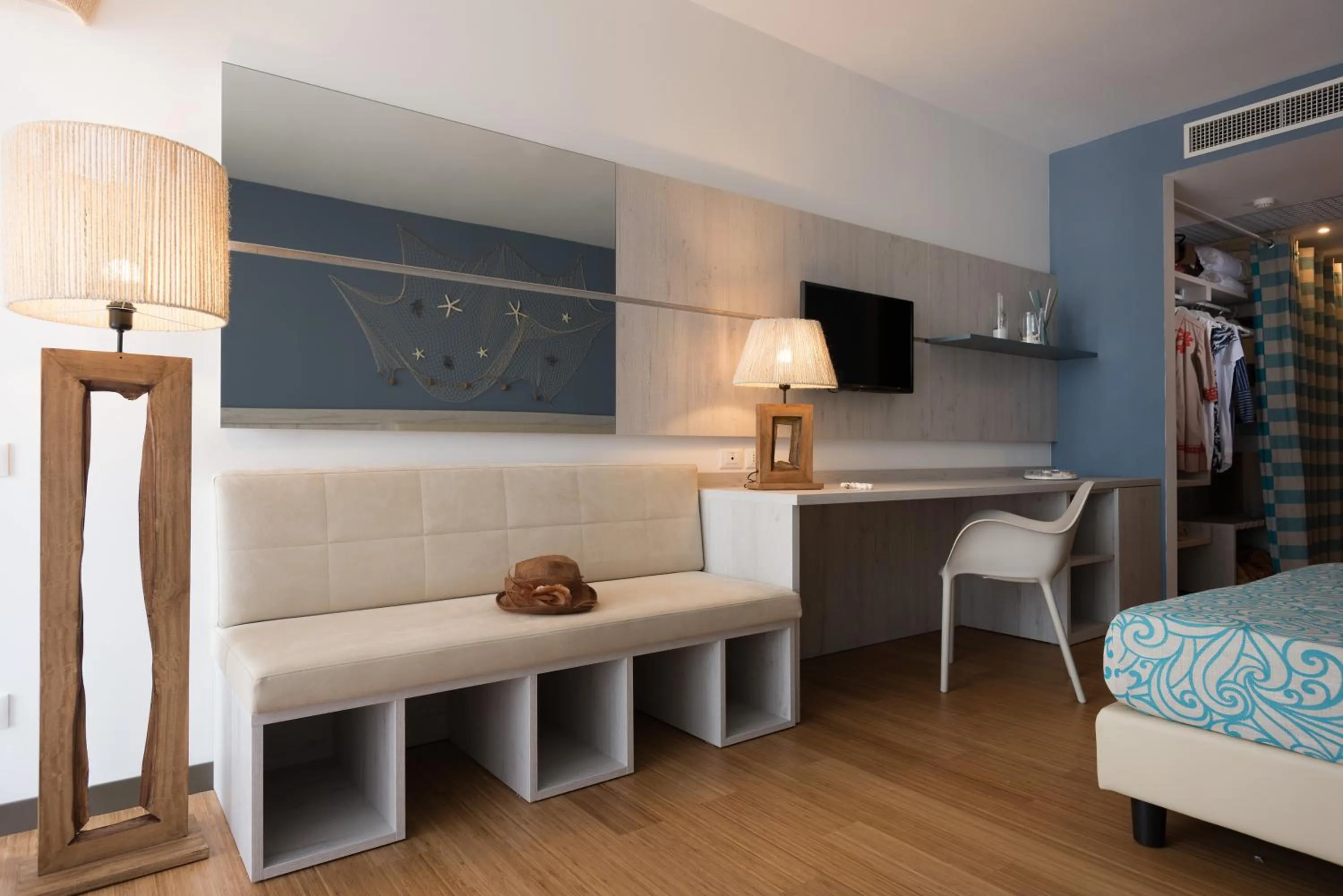 TV and multimedia, Bed in Lino delle Fate Eco Resort