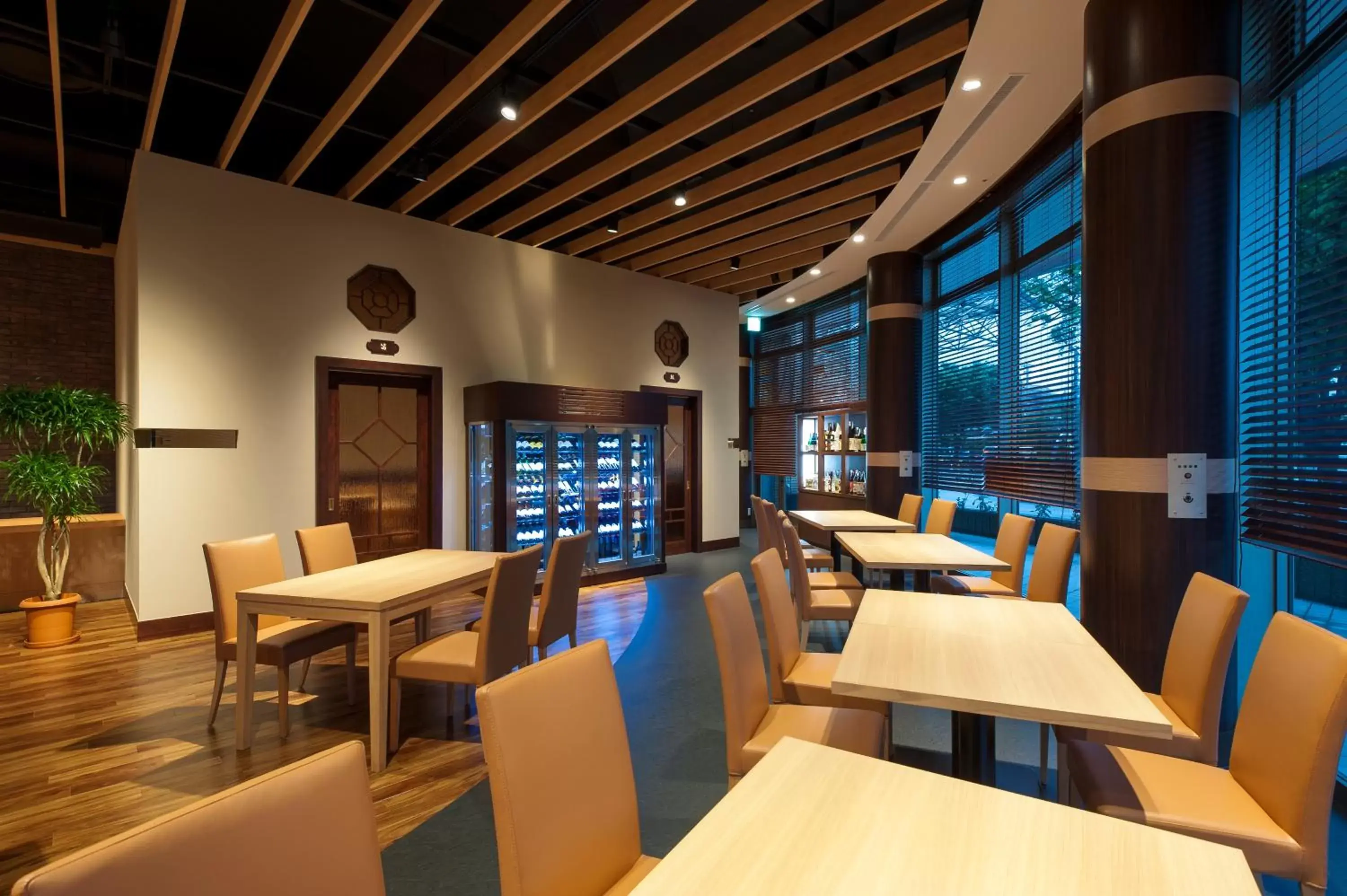 Restaurant/Places to Eat in Hotel Kumamoto Terrsa