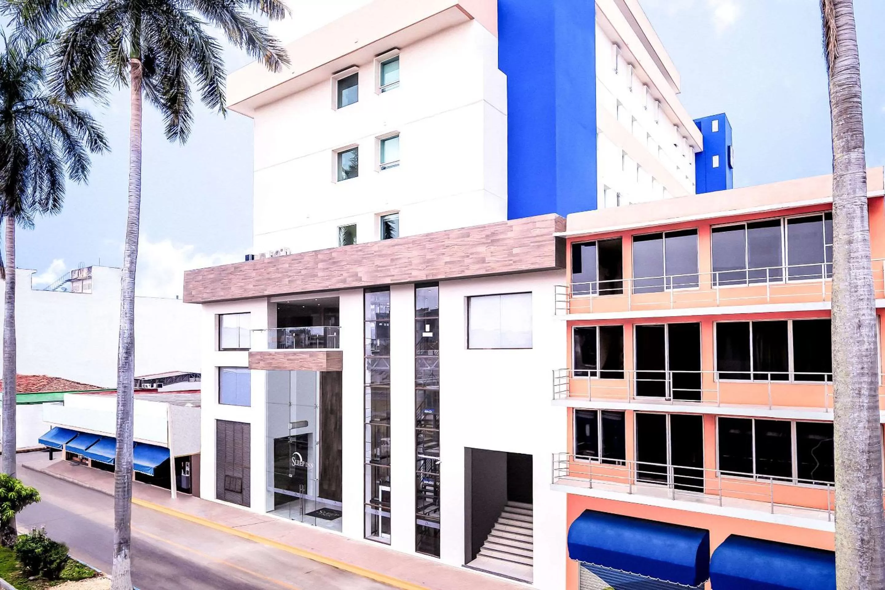 Property building in Sleep Inn Villahermosa